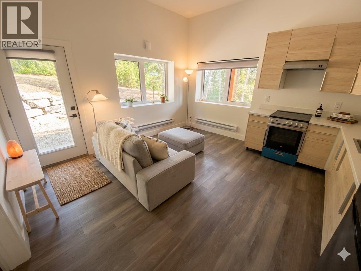 1414 Black Bear Drive, Golden, British Columbia  V0A 1H7 - Photo 32 - 10382718