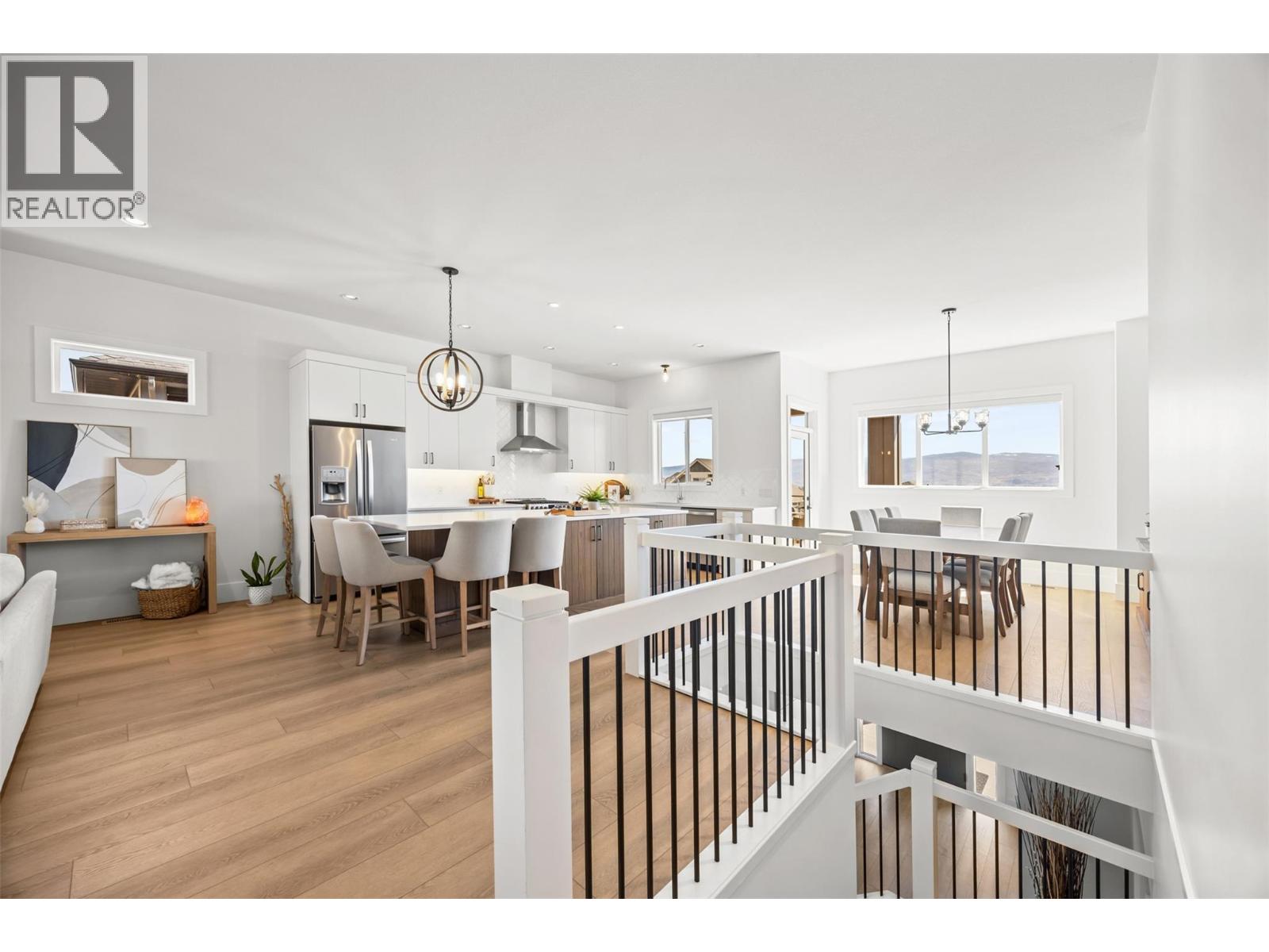 2598 Crown Crest Drive, West Kelowna, British Columbia  V4T 3N3 - Photo 12 - 10381214