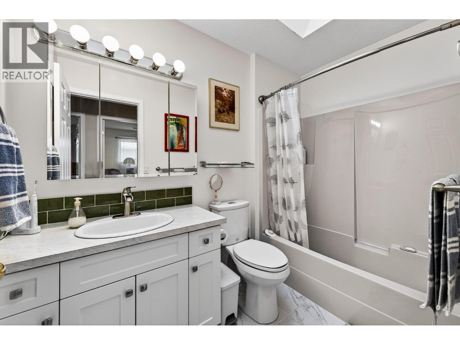 2359 Bossert Avenue, Kamloops, British Columbia  V2B 4V6 - Photo 17 - 10376103