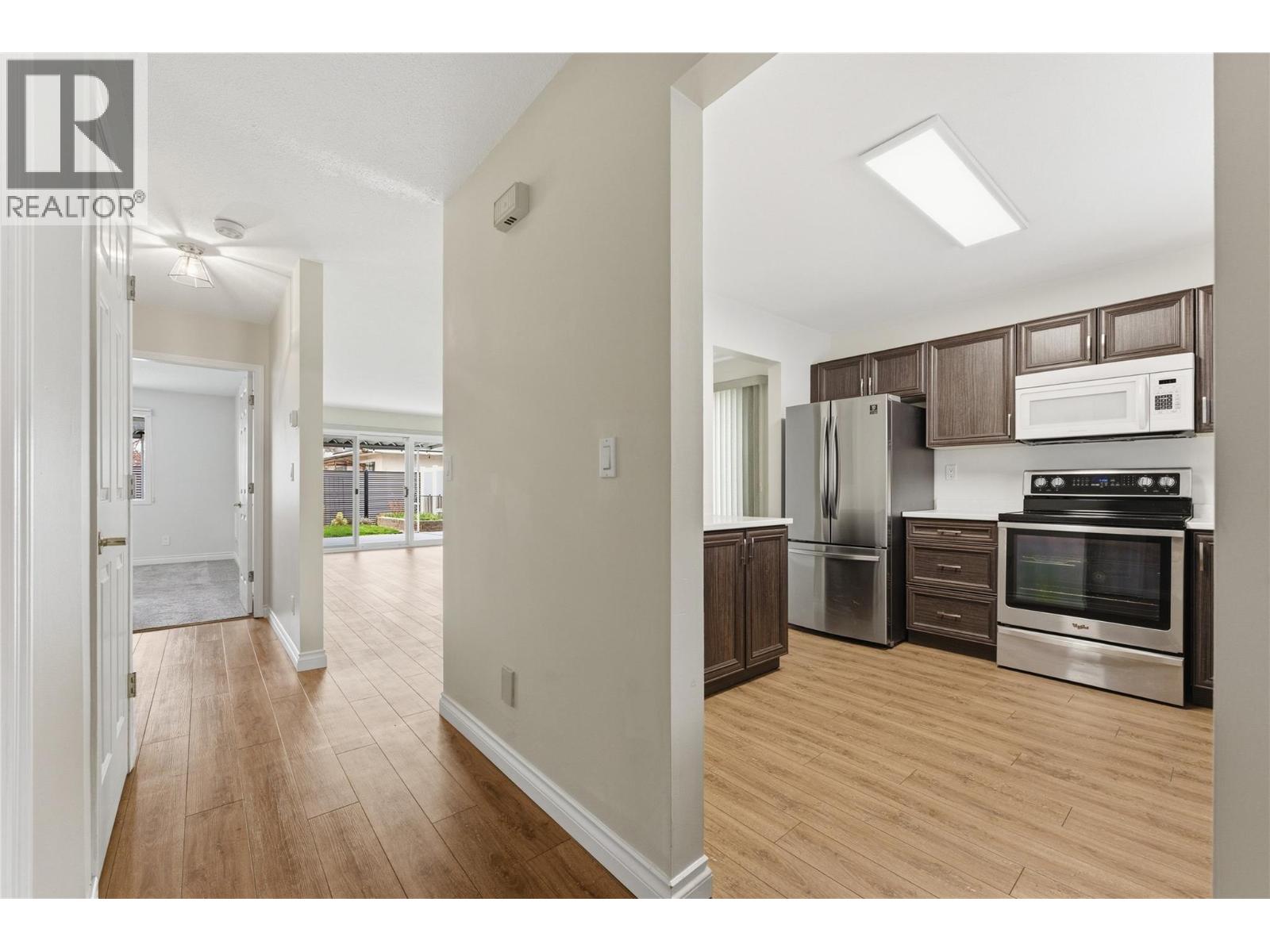 3900 27 Avenue Unit# 63, Vernon, British Columbia  V1T 9E6 - Photo 3 - 10382794