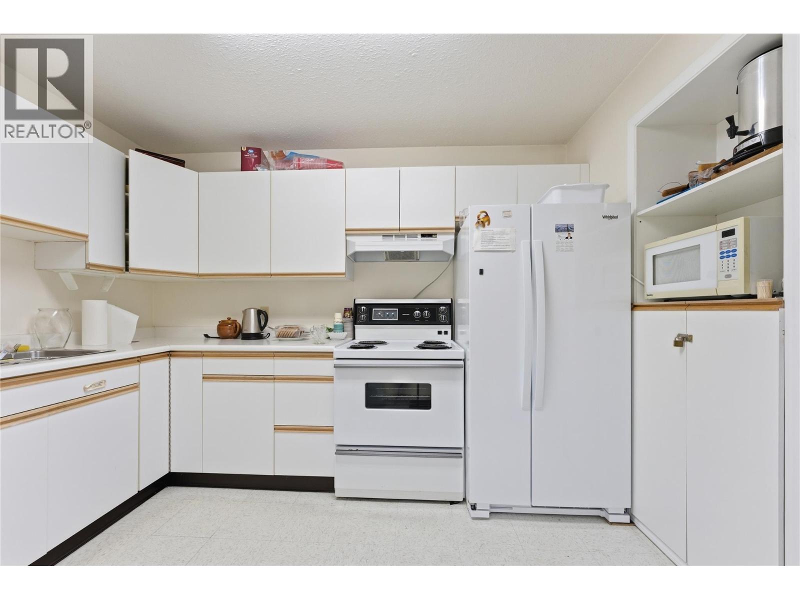 3900 27 Avenue Unit# 63, Vernon, British Columbia  V1T 9E6 - Photo 45 - 10382794