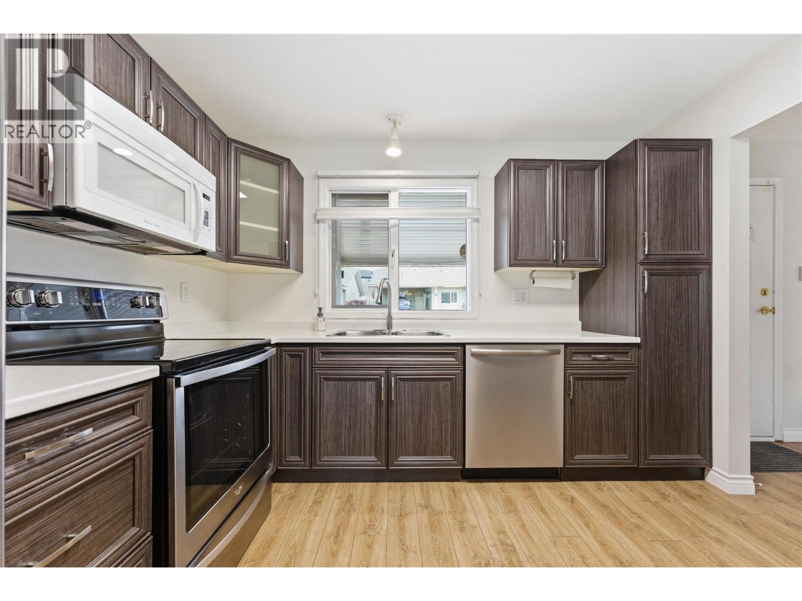 3900 27 Avenue Unit# 63, Vernon, British Columbia  V1T 9E6 - Photo 6 - 10382794