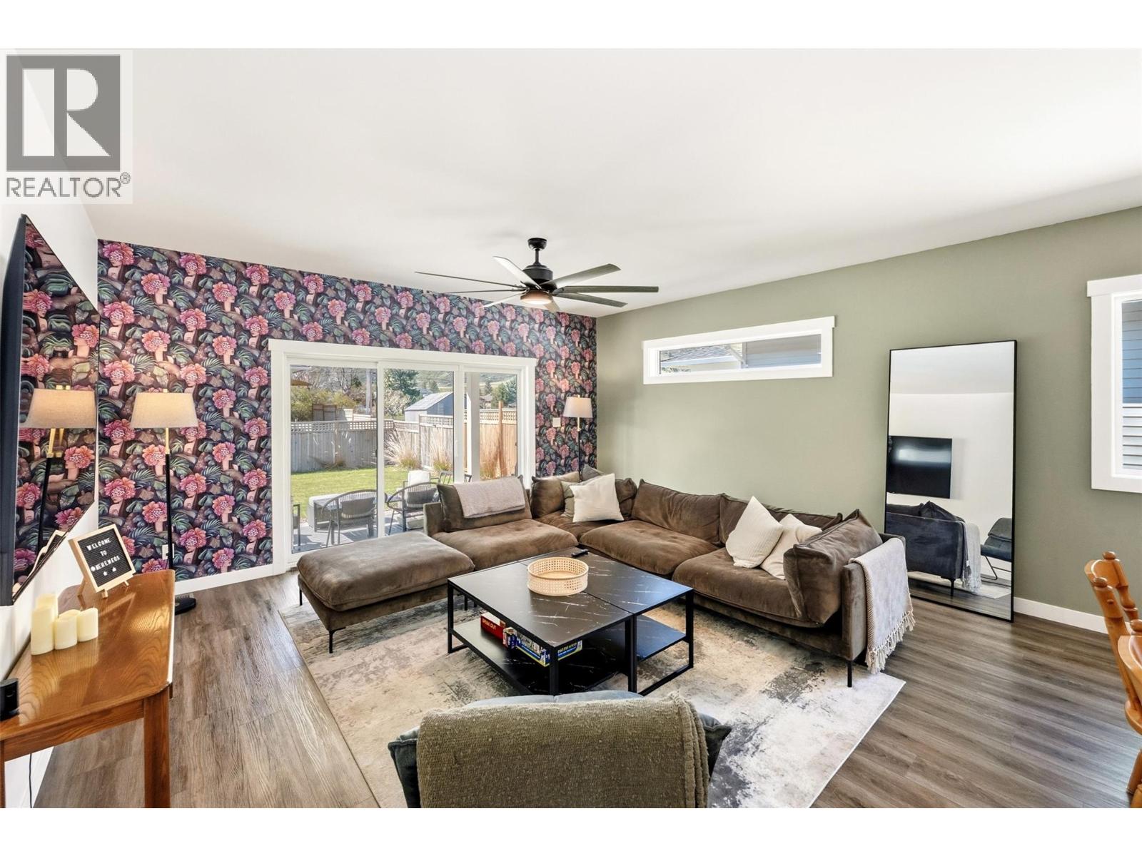 397 10th Avenue, Keremeos, British Columbia  V0X 1N3 - Photo 12 - 10382770