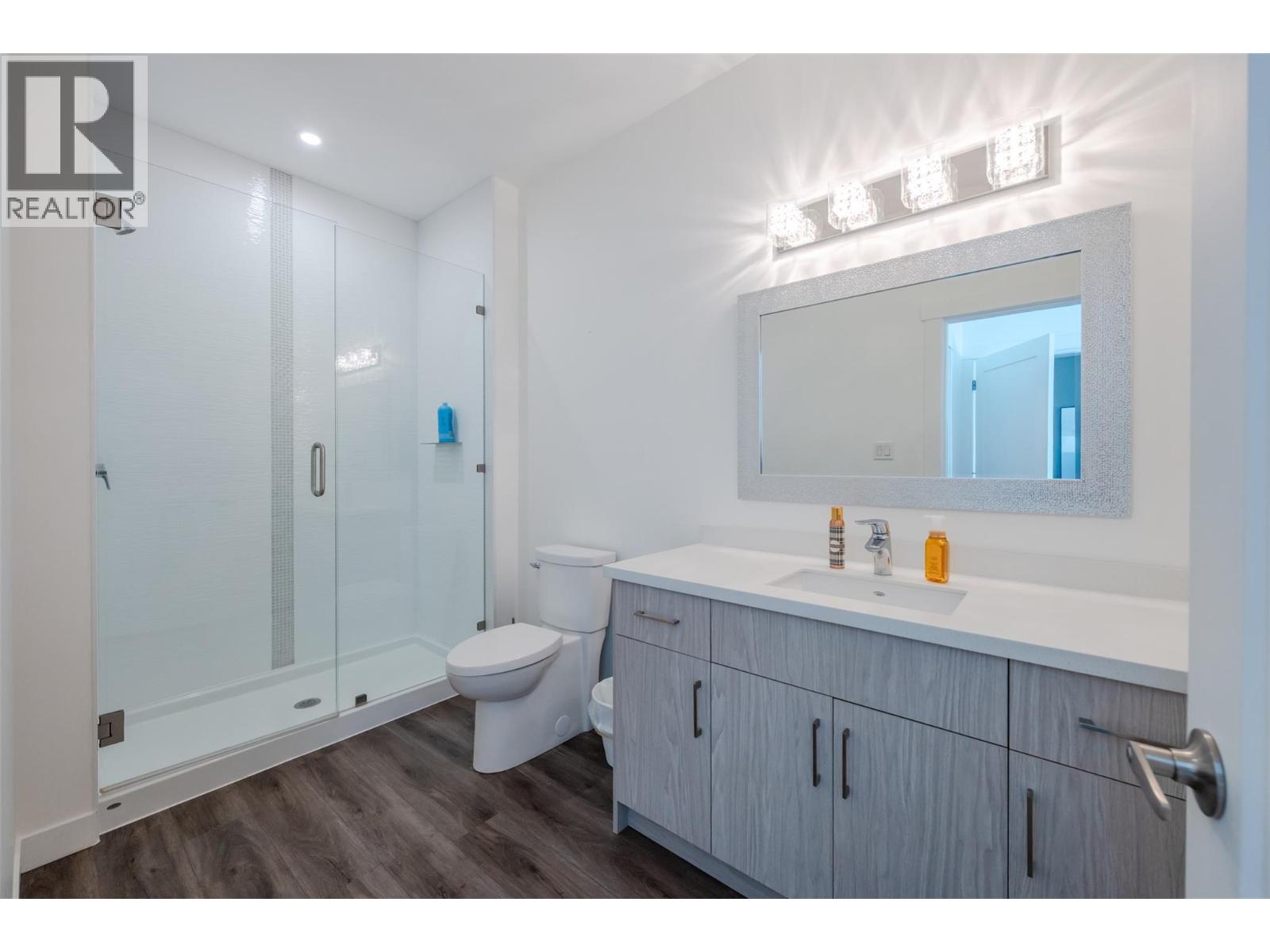 397 10th Avenue, Keremeos, British Columbia  V0X 1N3 - Photo 6 - 10382770