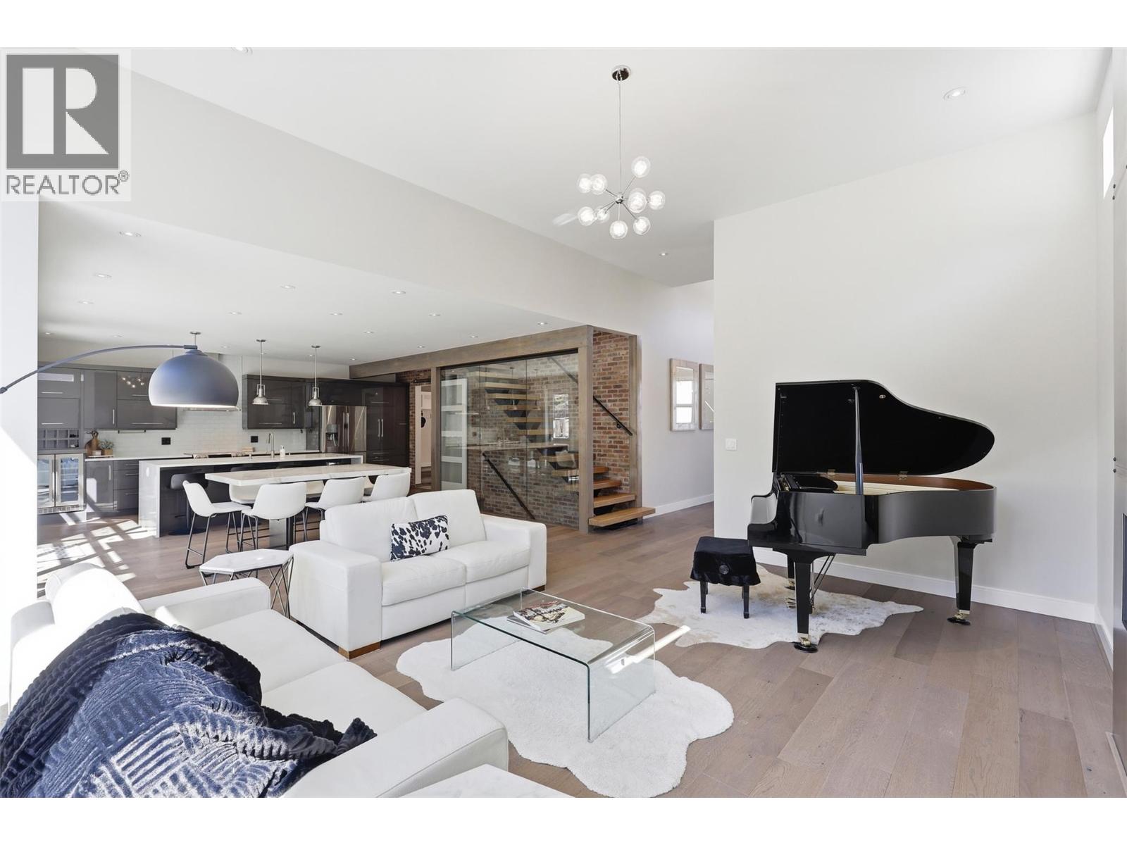 1270 Rockcress Drive, Kamloops, British Columbia  V2E 0B4 - Photo 12 - 10381067