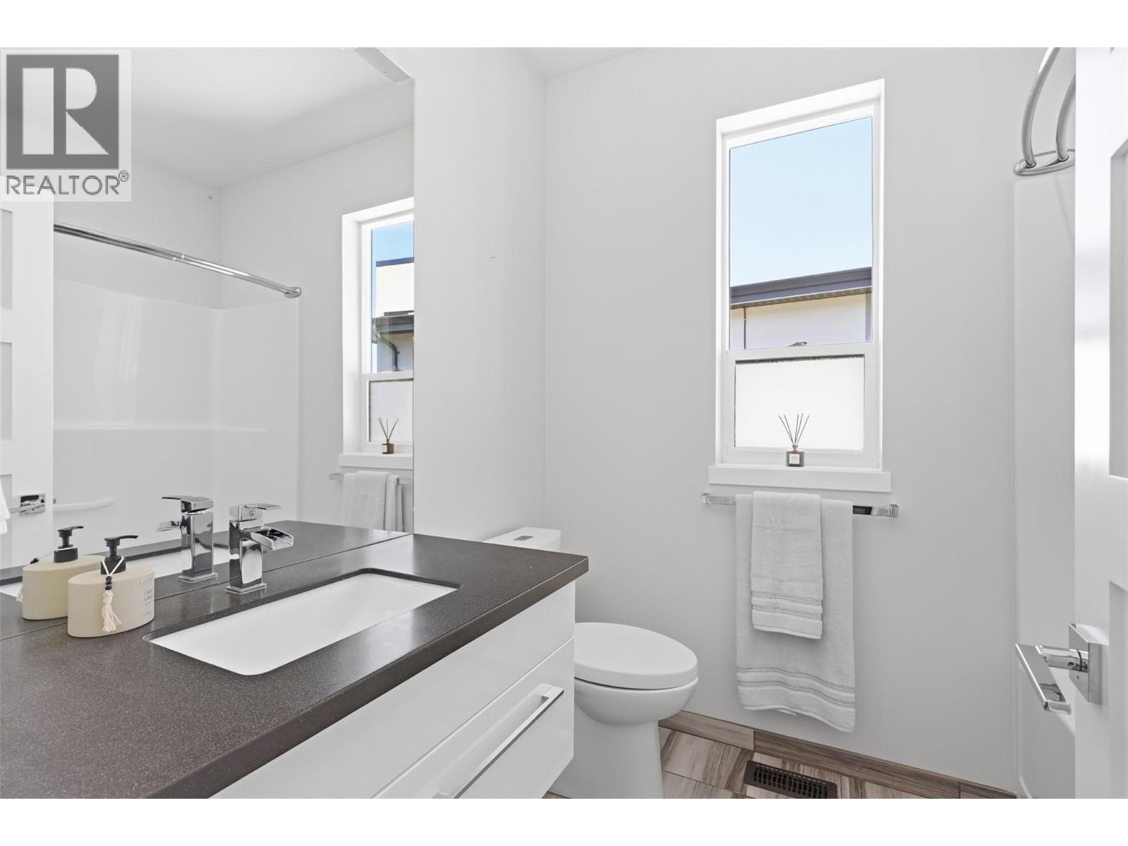 1270 Rockcress Drive, Kamloops, British Columbia  V2E 0B4 - Photo 32 - 10381067