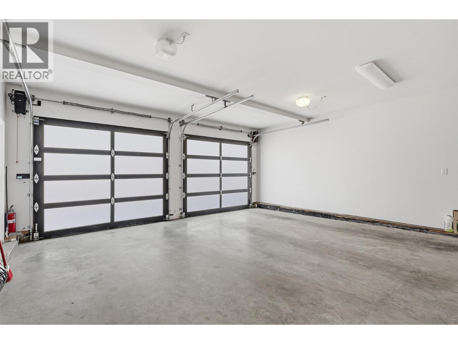 1270 Rockcress Drive, Kamloops, British Columbia  V2E 0B4 - Photo 38 - 10381067