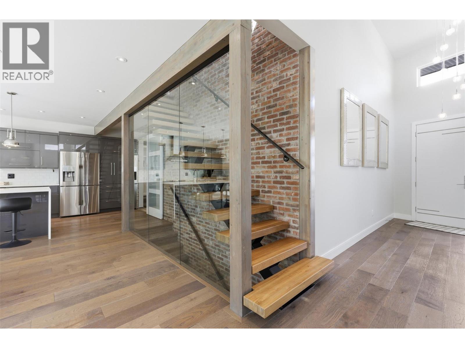 1270 Rockcress Drive, Kamloops, British Columbia  V2E 0B4 - Photo 4 - 10381067