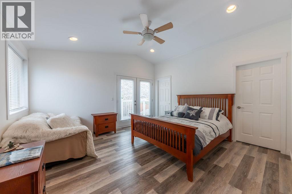 3601 Navatanee Drive, Kamloops, British Columbia  V2H 1S1 - Photo 33 - 10382777