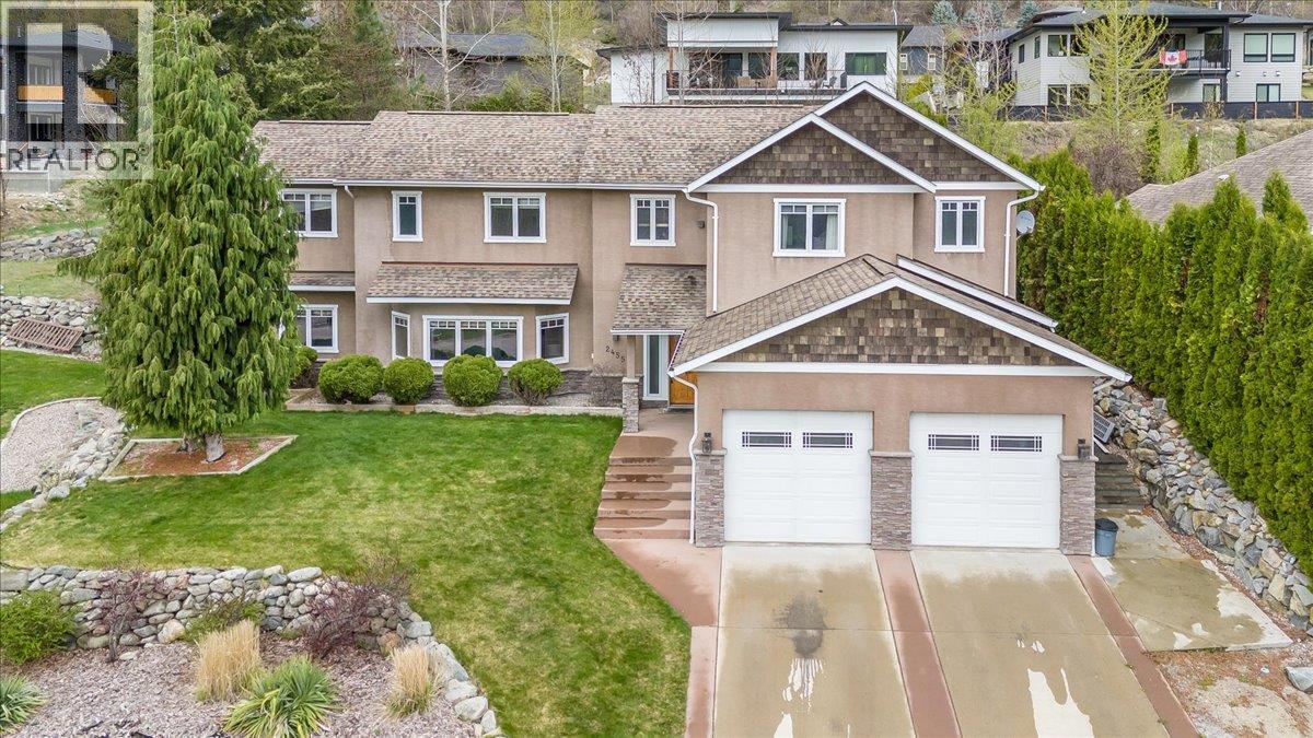 2455 Colin Crescent, Trail, British Columbia  V1R 4T4 - Photo 1 - 10382366