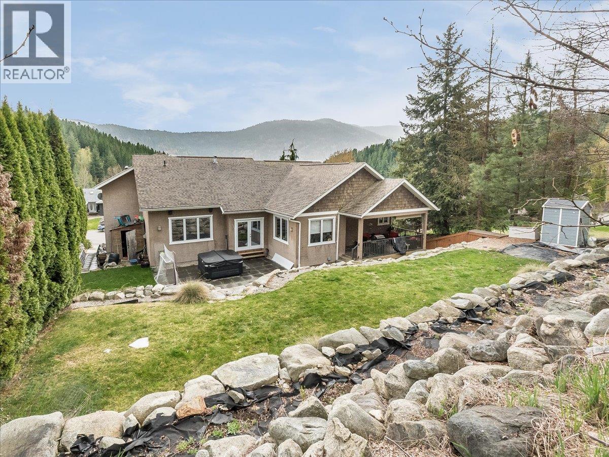 2455 Colin Crescent, Trail, British Columbia  V1R 4T4 - Photo 63 - 10382366