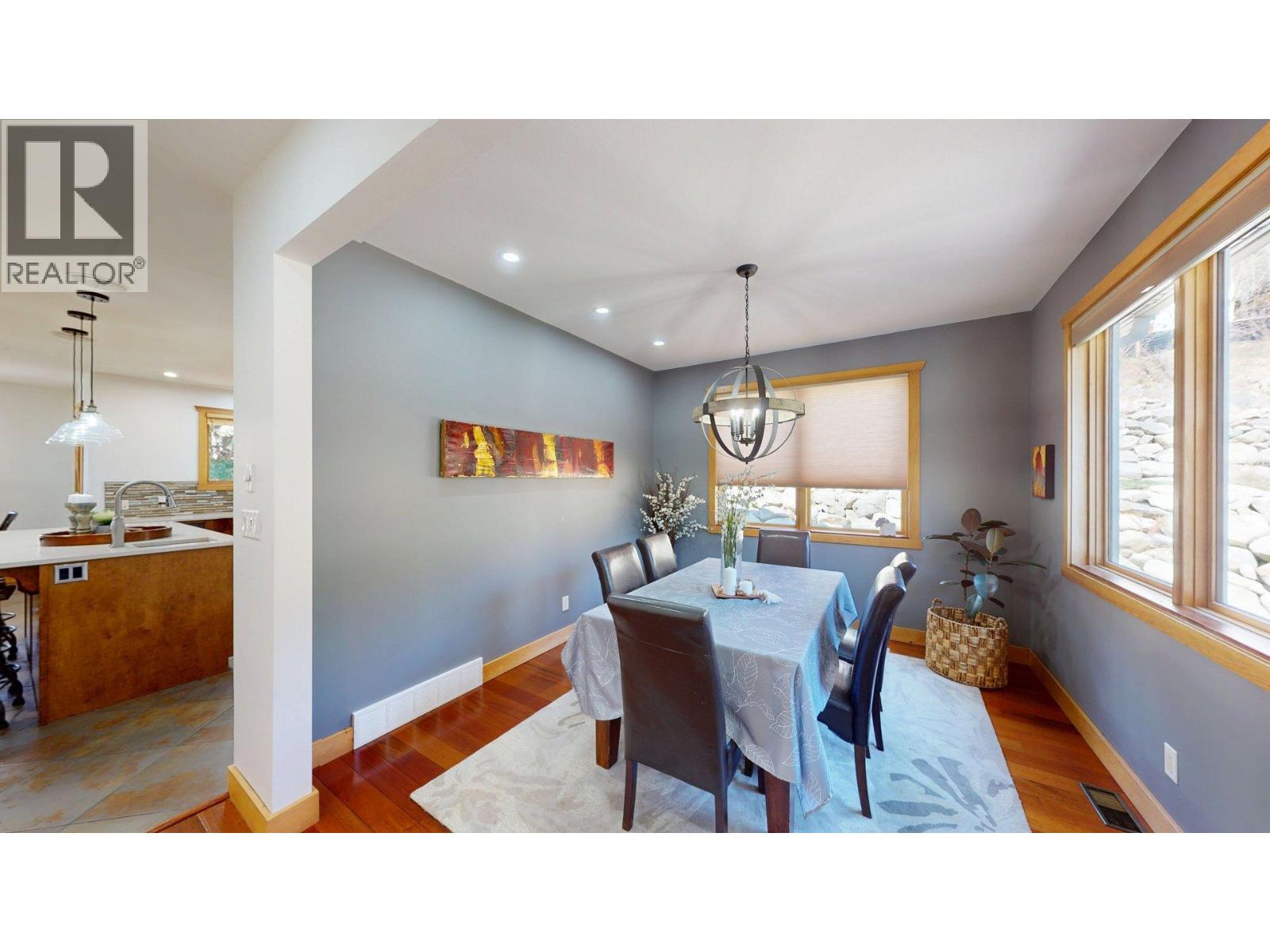 2455 Colin Crescent, Trail, British Columbia  V1R 4T4 - Photo 9 - 10382366