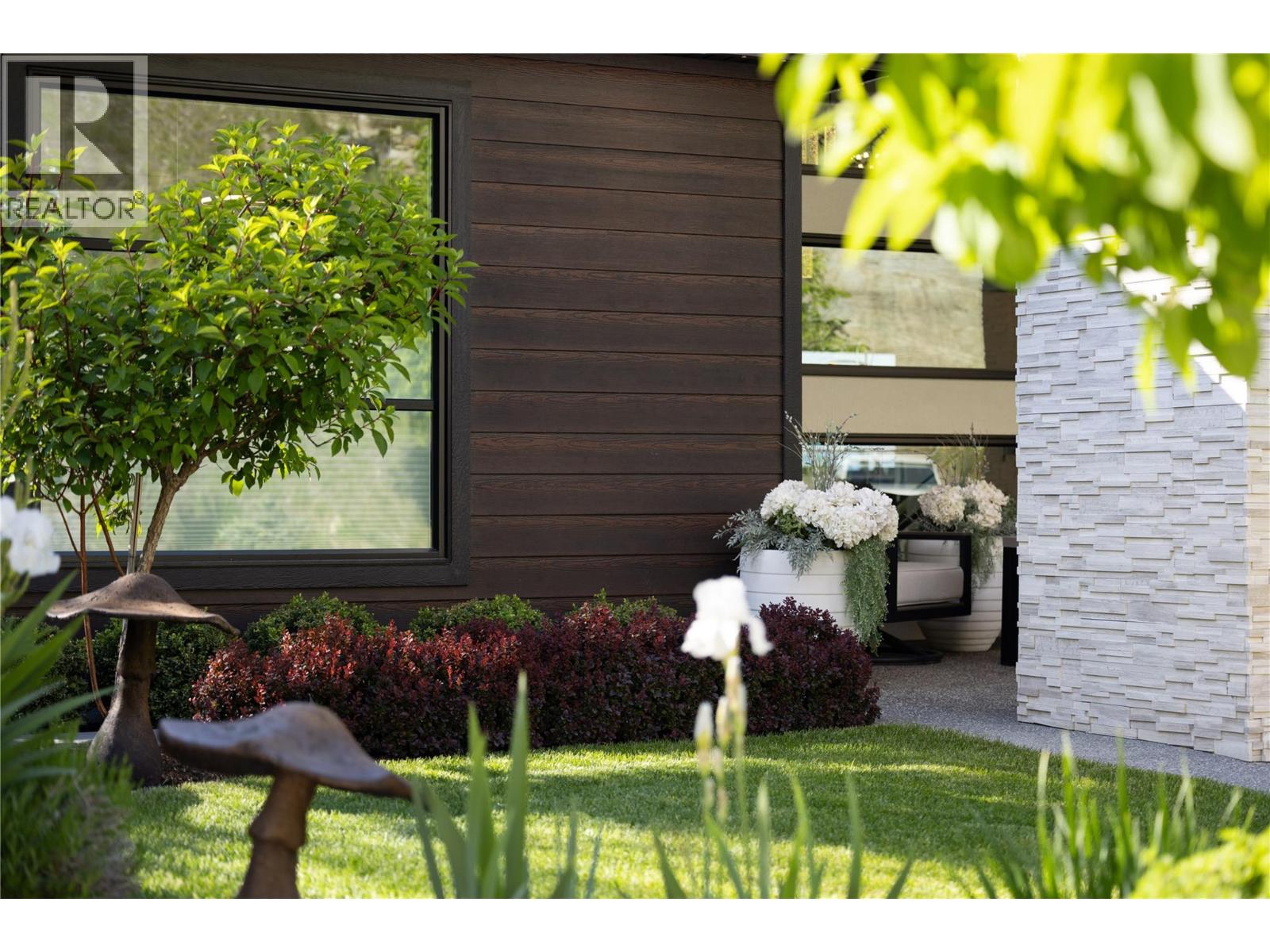 5650 The Edge Place Unit# 111, Kelowna, British Columbia  V1W 4L5 - Photo 68 - 10382324