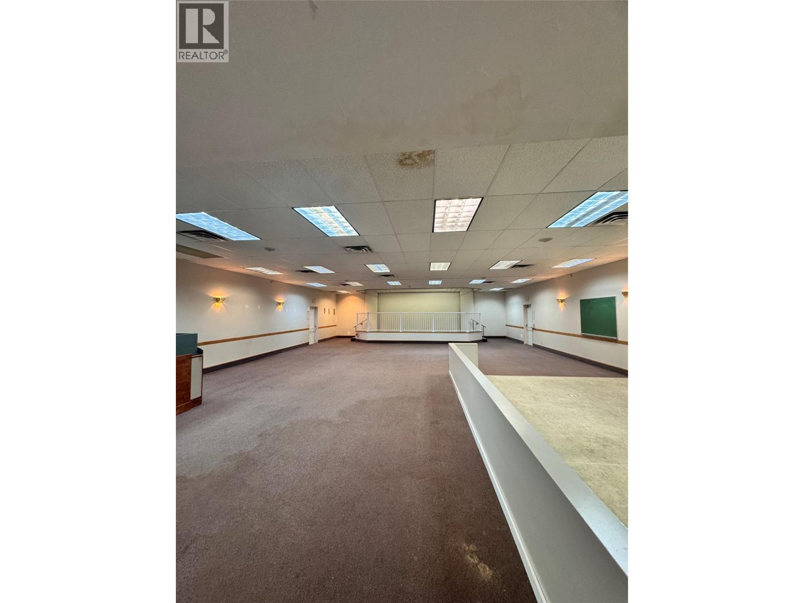 9512 Julia Street, Summerland, British Columbia  V0H 1Z5 - Photo 4 - 10382797