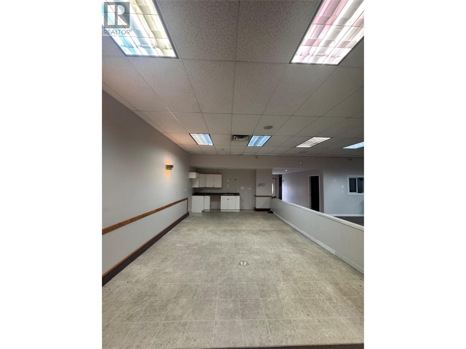 9512 Julia Street, Summerland, British Columbia  V0H 1Z5 - Photo 5 - 10382797