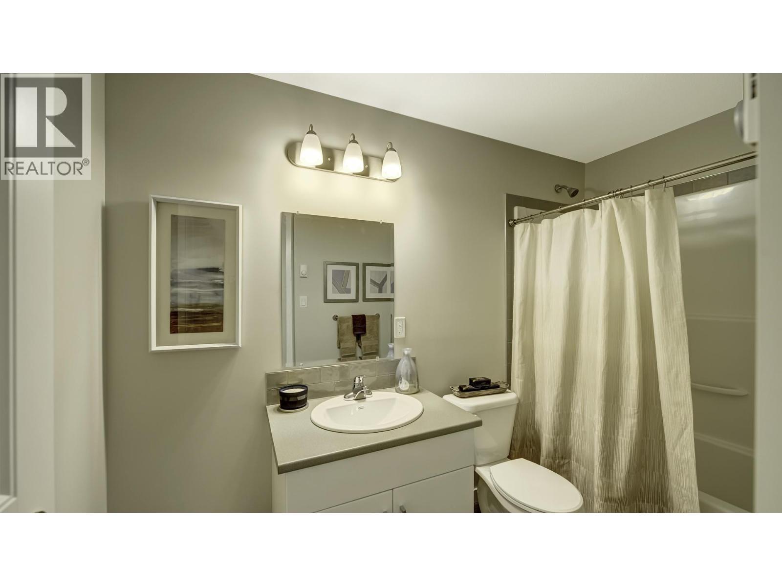 551 Ellis Street Unit# 102, Penticton, British Columbia  V2A 4M4 - Photo 29 - 10382792