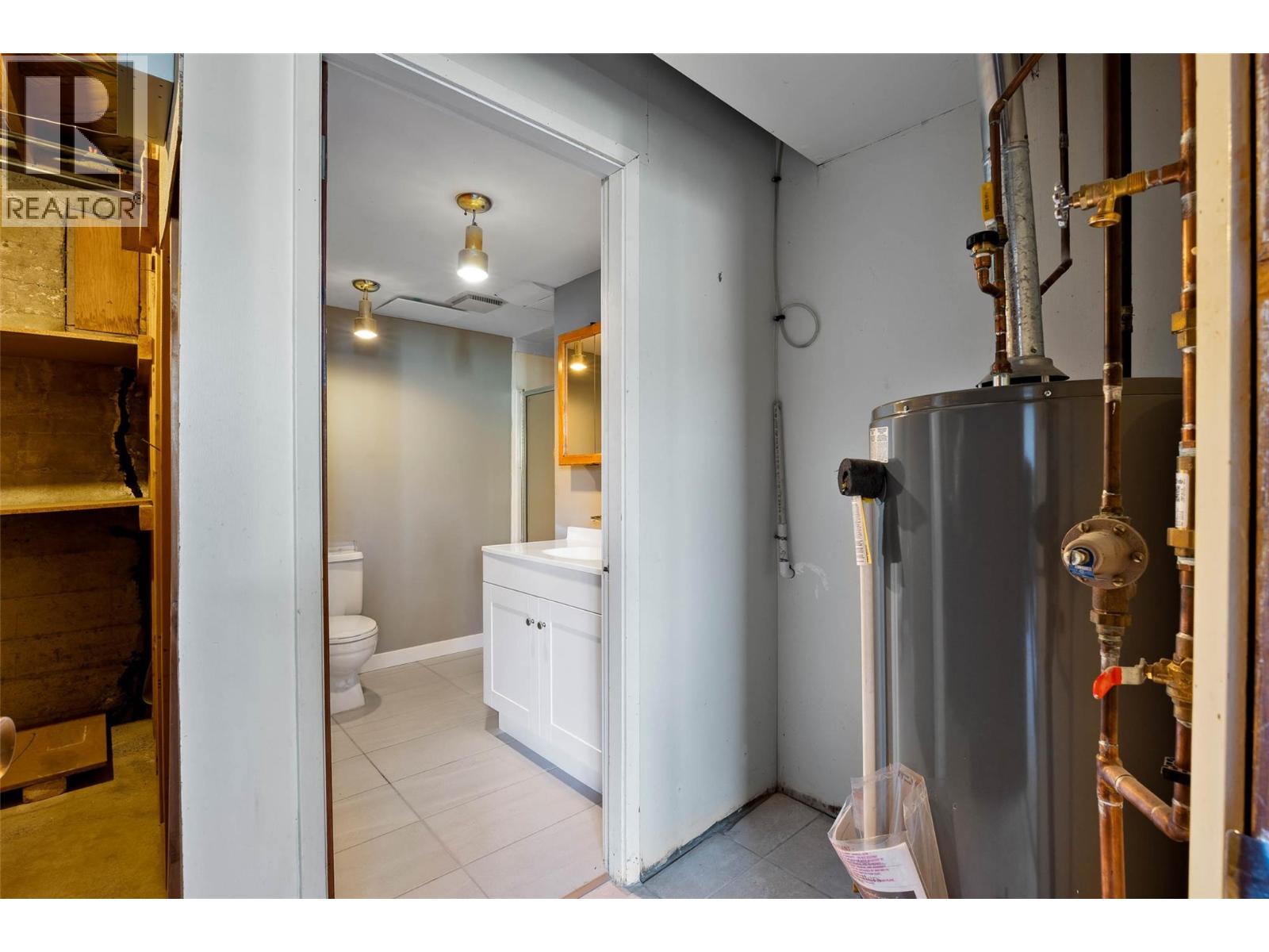 211 Connaught Road, Kamloops, British Columbia  V2C 1G5 - Photo 26 - 10382635