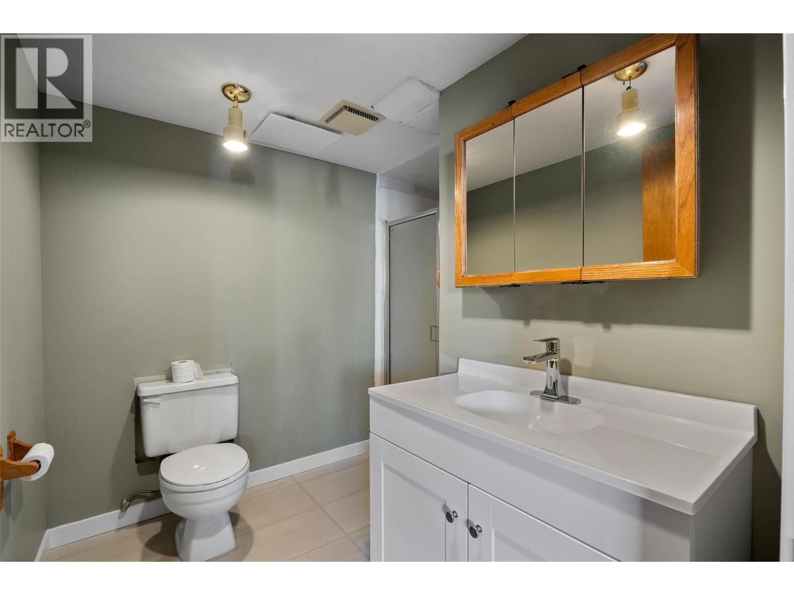 211 Connaught Road, Kamloops, British Columbia  V2C 1G5 - Photo 27 - 10382635