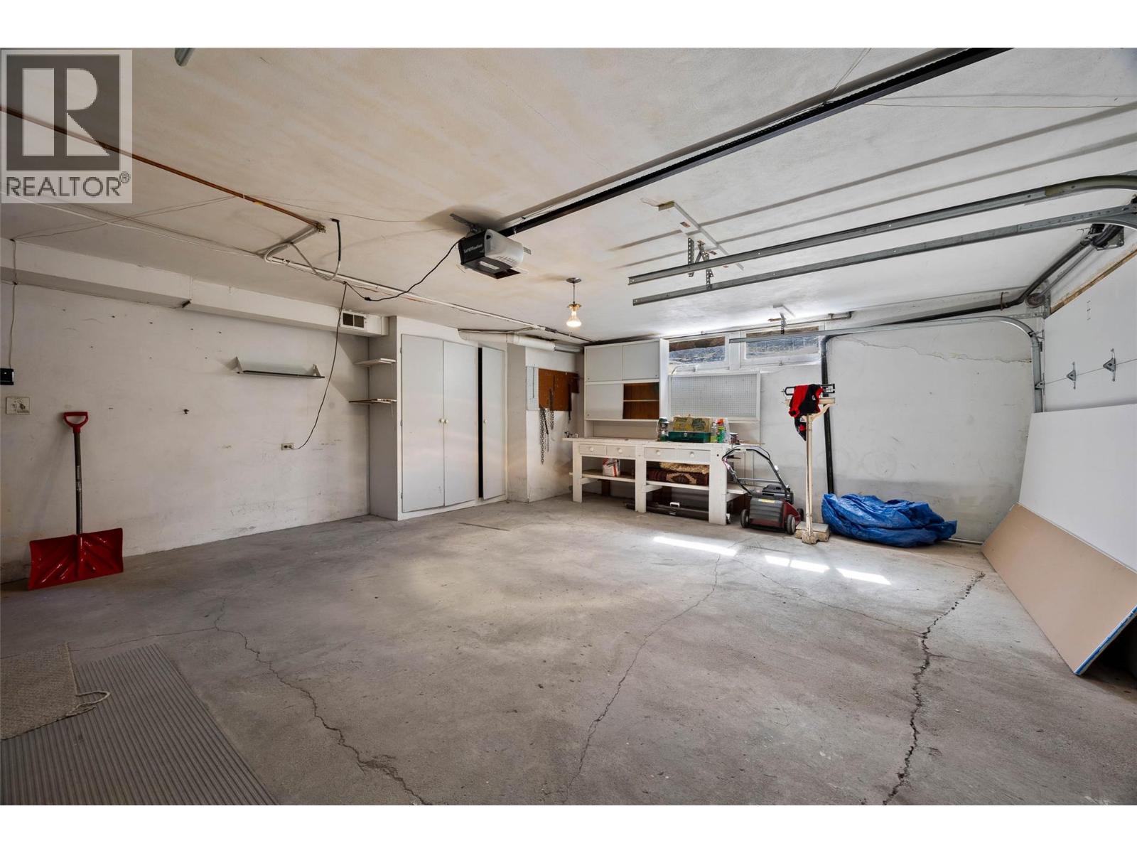 211 Connaught Road, Kamloops, British Columbia  V2C 1G5 - Photo 31 - 10382635