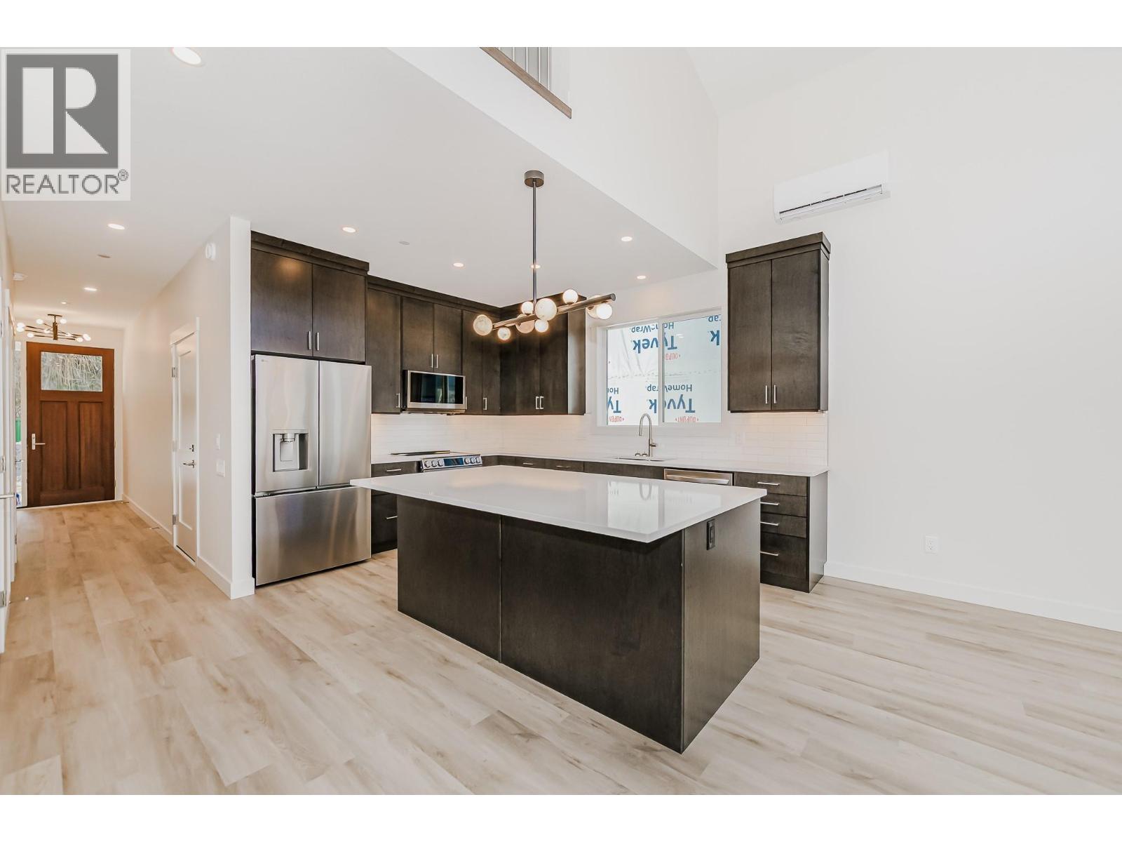 8200 97a Highway Unit# 4, Mara, British Columbia  V0E 2K0 - Photo 15 - 10382771