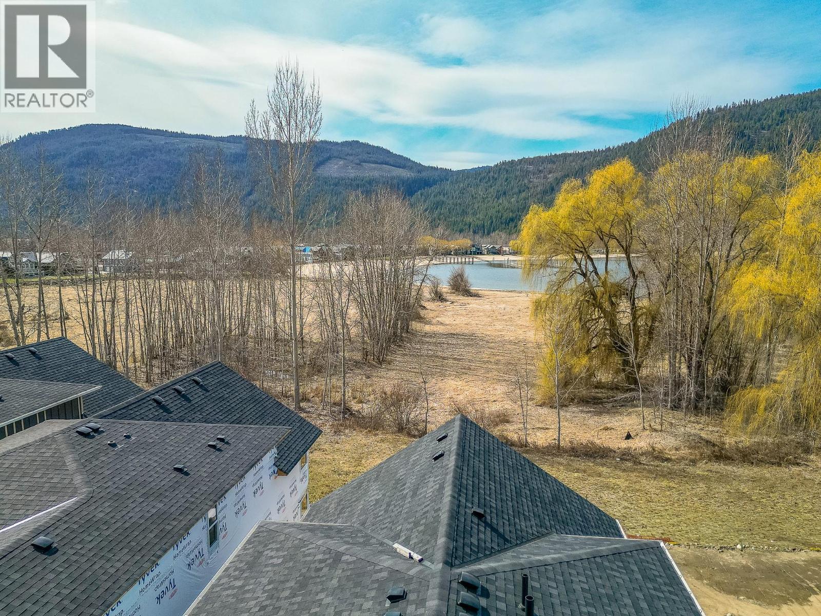 8200 97a Highway Unit# 4, Mara, British Columbia  V0E 2K0 - Photo 41 - 10382771