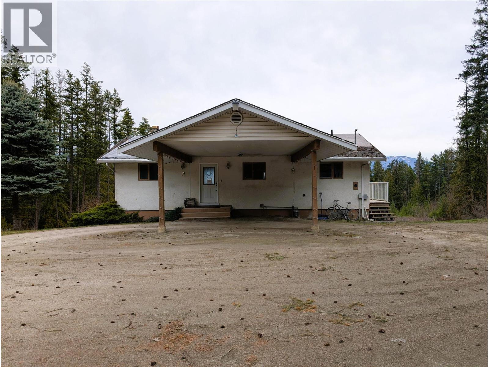 2694 Mckenzie Road, Sorrento, British Columbia  V0E 2W0 - Photo 13 - 10382631