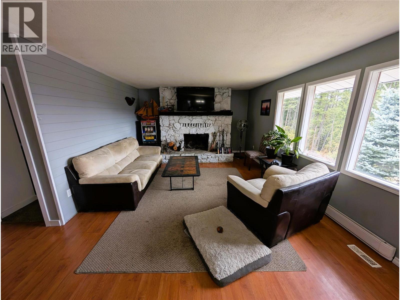 2694 Mckenzie Road, Sorrento, British Columbia  V0E 2W0 - Photo 19 - 10382631