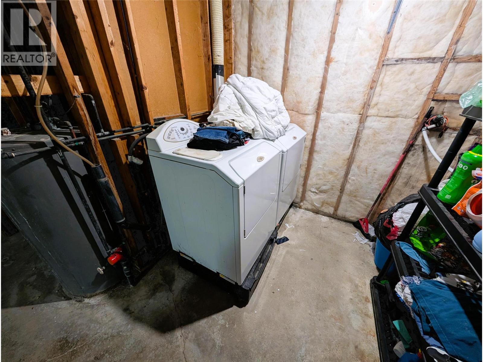 2694 Mckenzie Road, Sorrento, British Columbia  V0E 2W0 - Photo 32 - 10382631