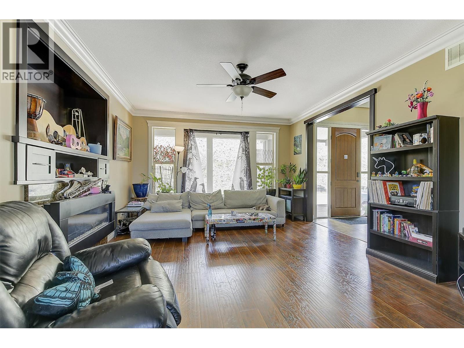 2957 Ensign Lane, West Kelowna, British Columbia  V4T 2Z4 - Photo 4 - 10382521