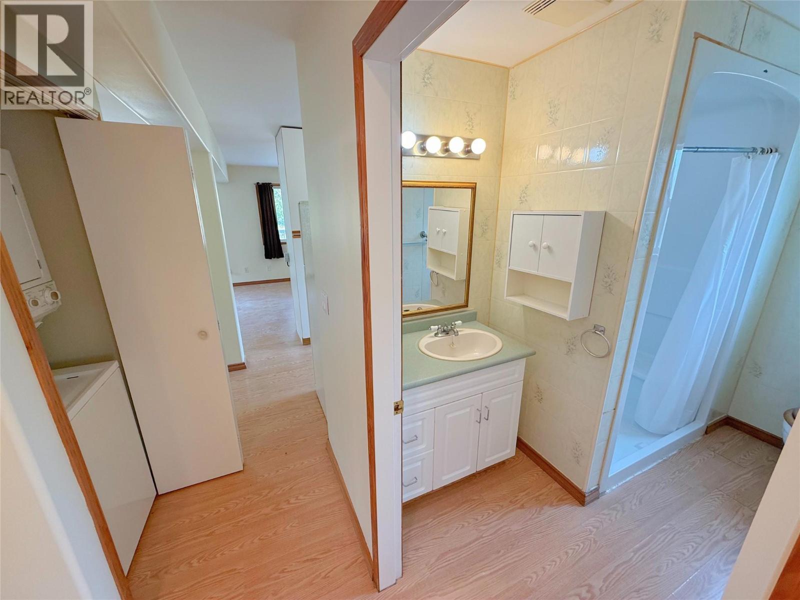 1827 Front Street, Coalmont-Tulameen, British Columbia  V0X 1W0 - Photo 34 - 10382826