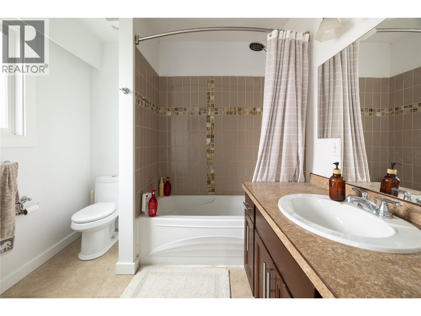 1509 38 Avenue, Vernon, British Columbia  V1T 2Z1 - Photo 32 - 10382822