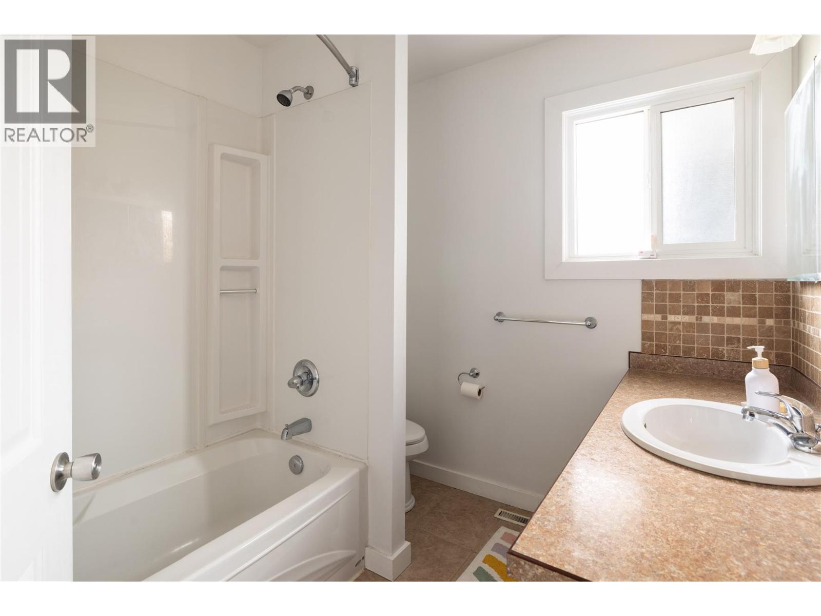 1509 38 Avenue, Vernon, British Columbia  V1T 2Z1 - Photo 34 - 10382822