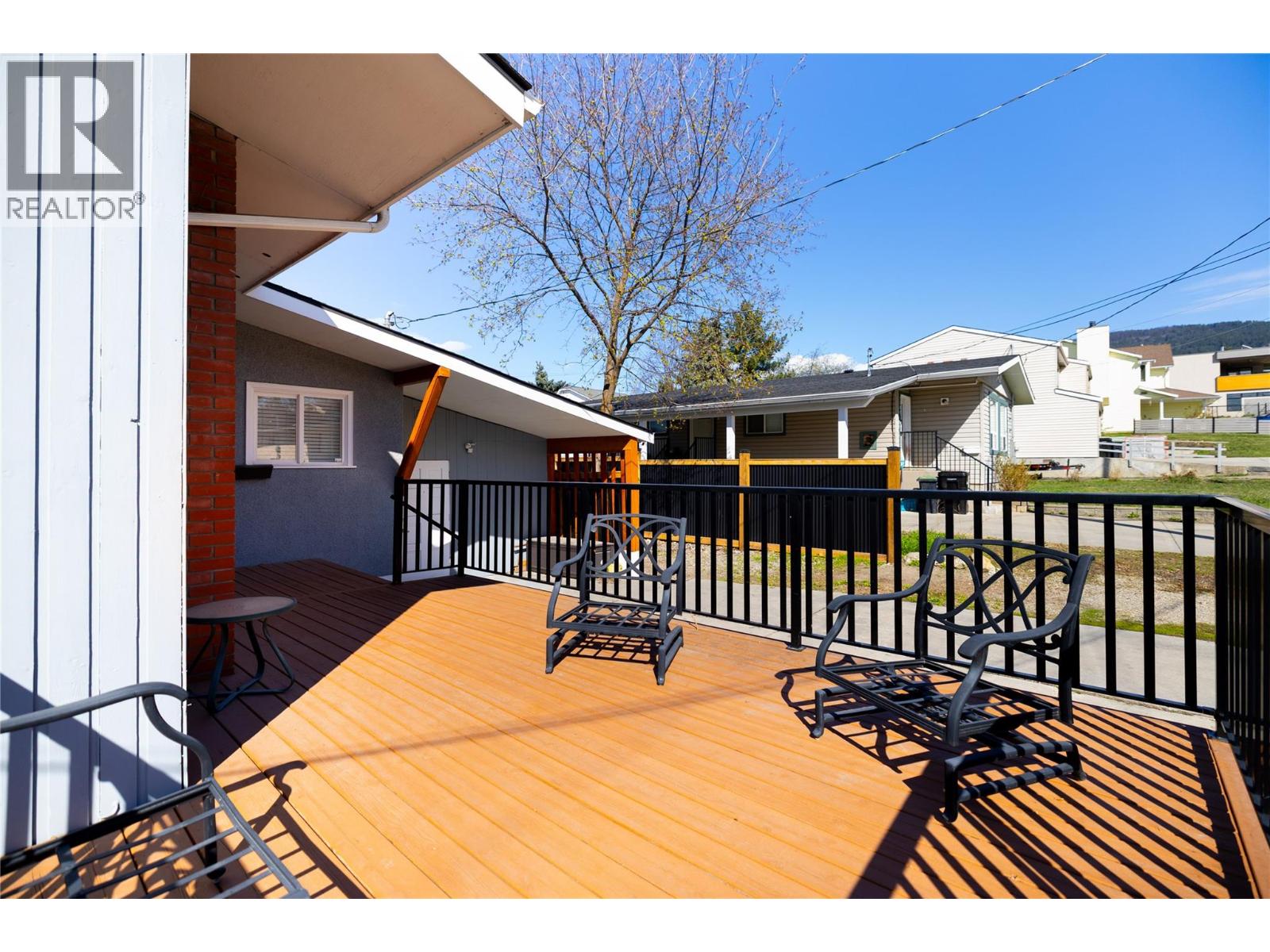 1509 38 Avenue, Vernon, British Columbia  V1T 2Z1 - Photo 4 - 10382822