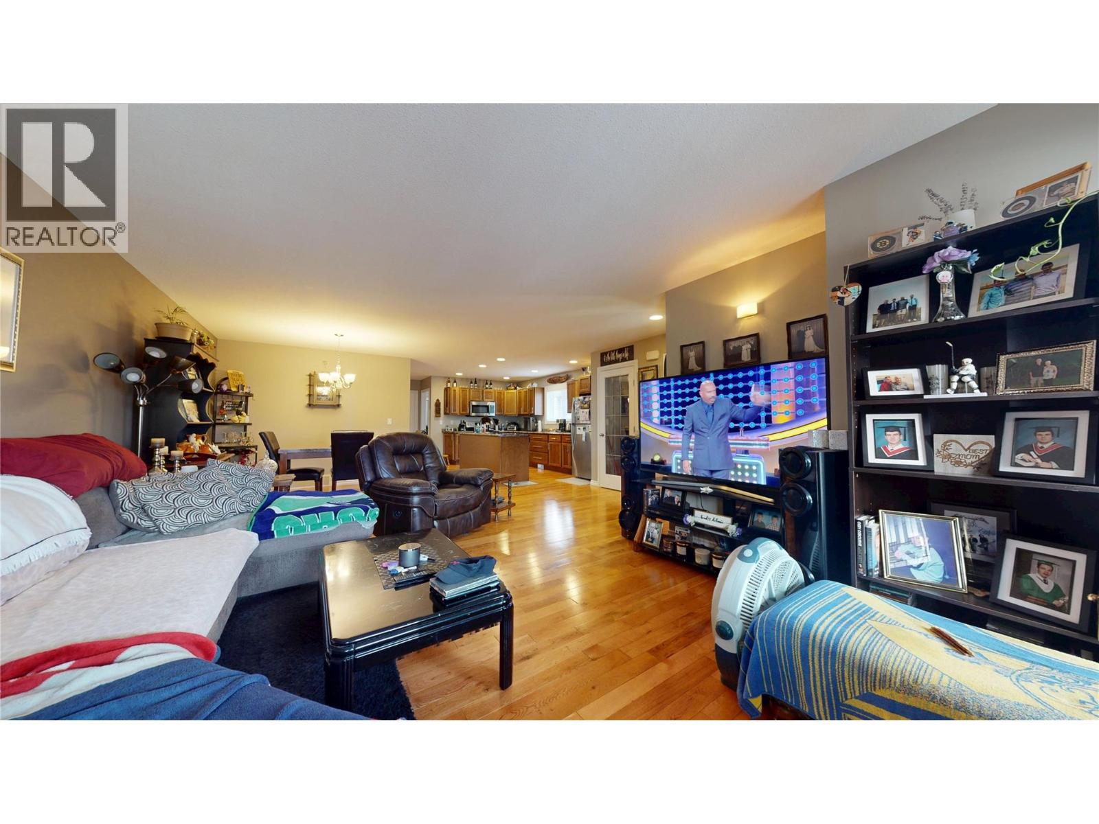 1861 Kelowna Crescent N Unit# A, Cranbrook, British Columbia  V1C 6L6 - Photo 9 - 10382810