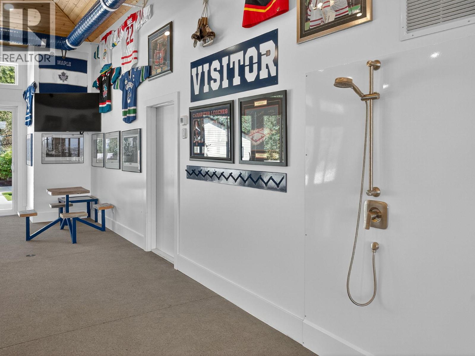 5955 Postill Lake Road, Kelowna, British Columbia  V1X 7V3 - Photo 30 - 10382806