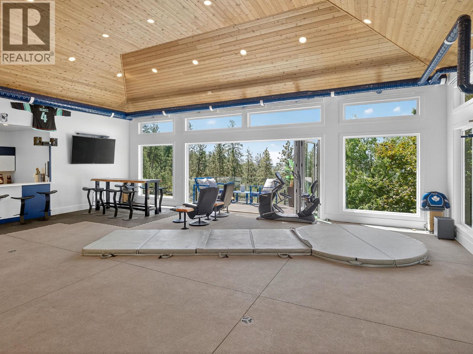 5955 Postill Lake Road, Kelowna, British Columbia  V1X 7V3 - Photo 34 - 10382806