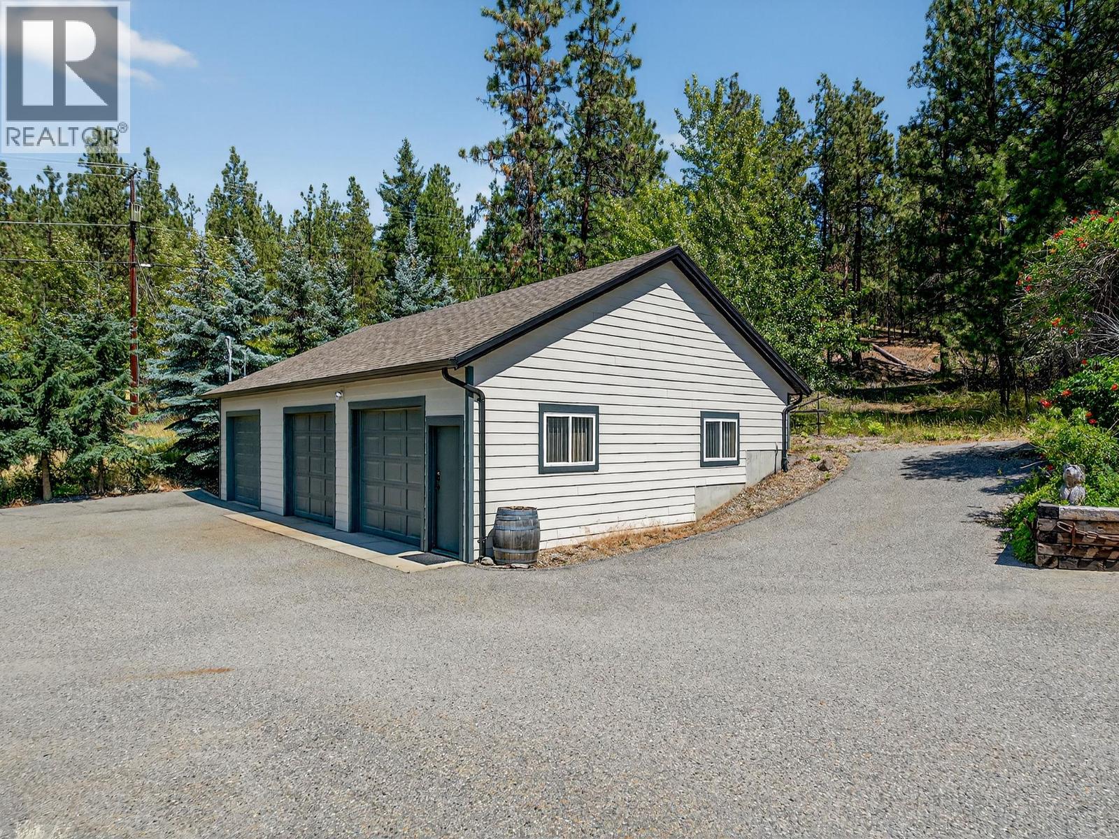 5955 Postill Lake Road, Kelowna, British Columbia  V1X 7V3 - Photo 52 - 10382806