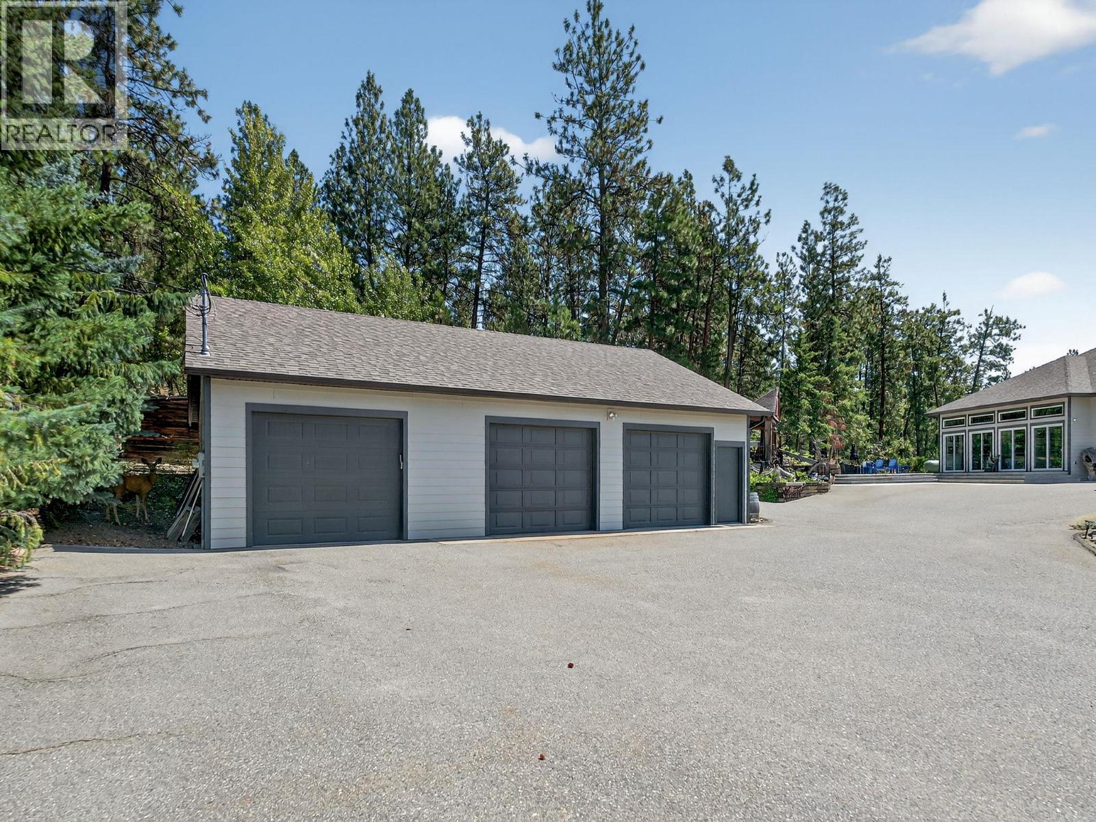 5955 Postill Lake Road, Kelowna, British Columbia  V1X 7V3 - Photo 53 - 10382806