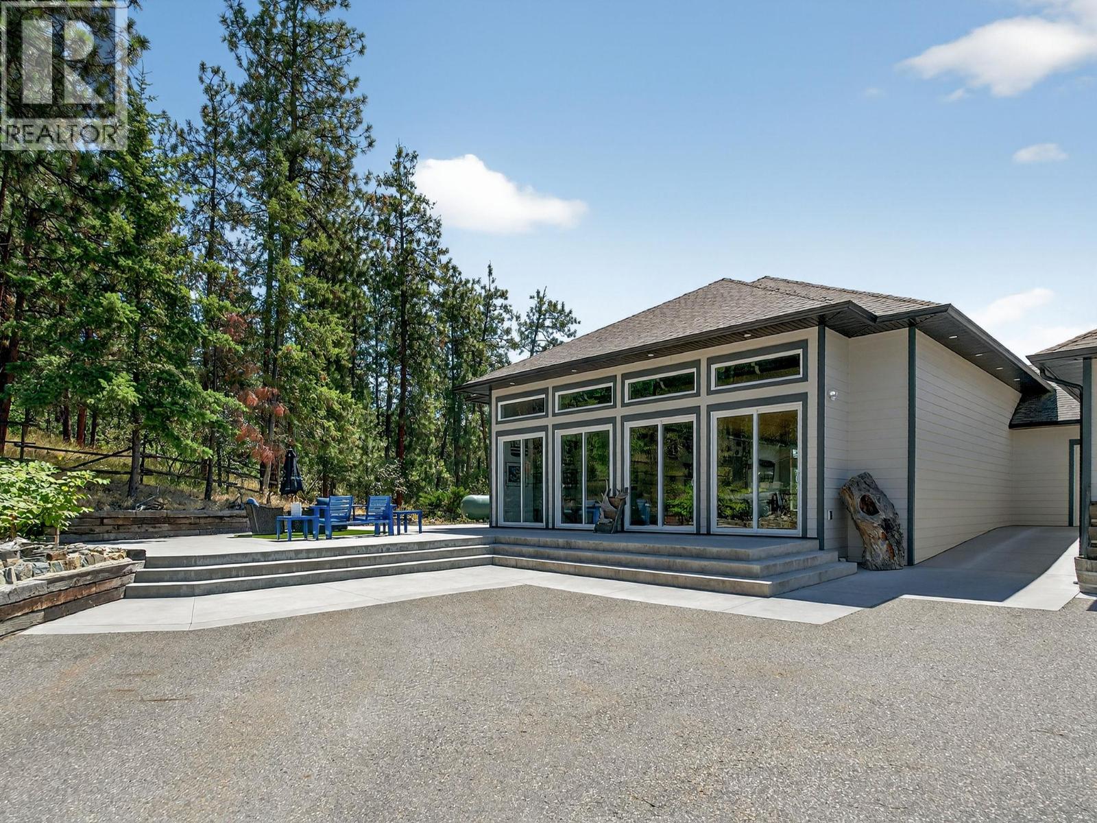 5955 Postill Lake Road, Kelowna, British Columbia  V1X 7V3 - Photo 6 - 10382806