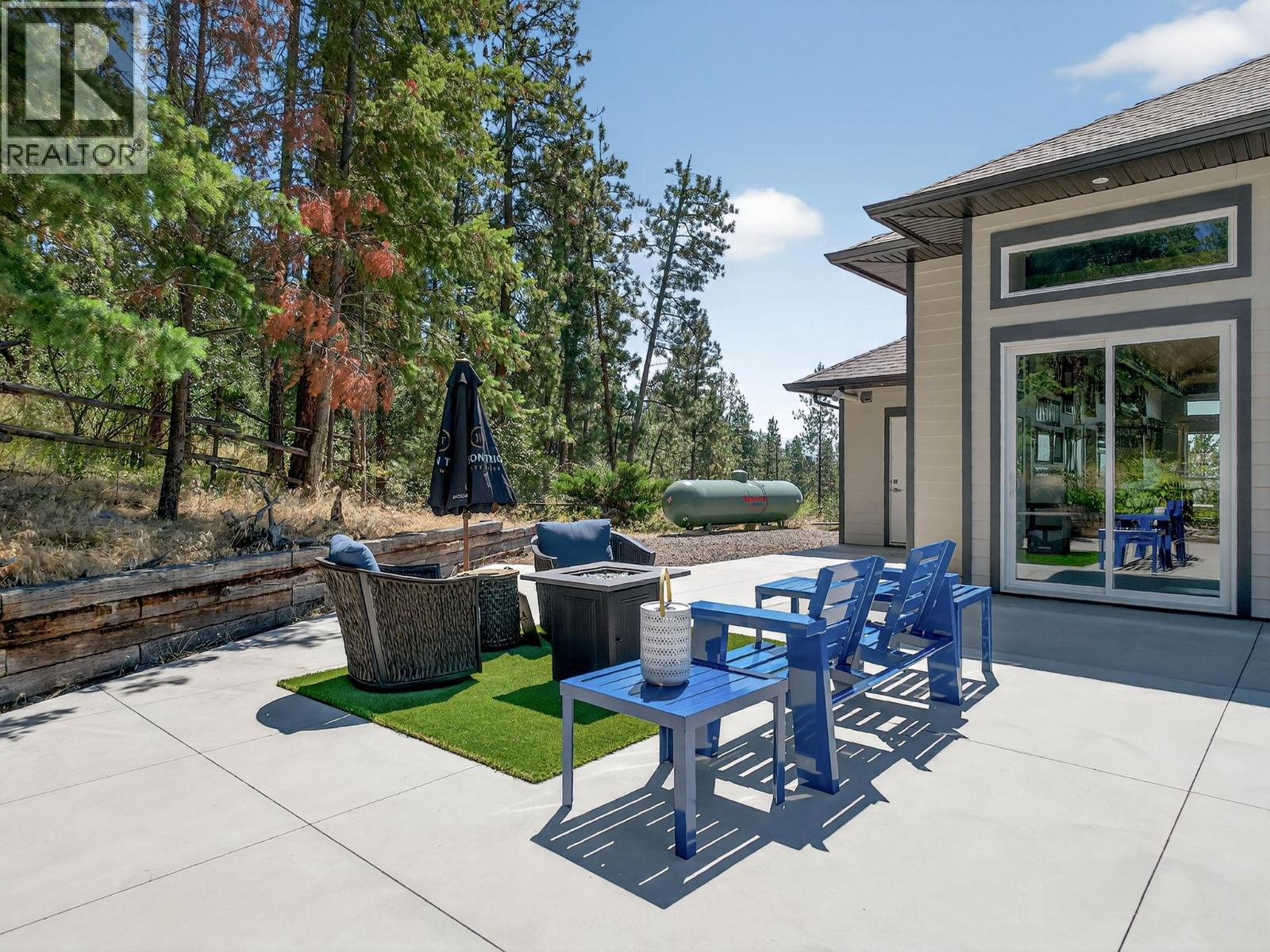 5955 Postill Lake Road, Kelowna, British Columbia  V1X 7V3 - Photo 8 - 10382806