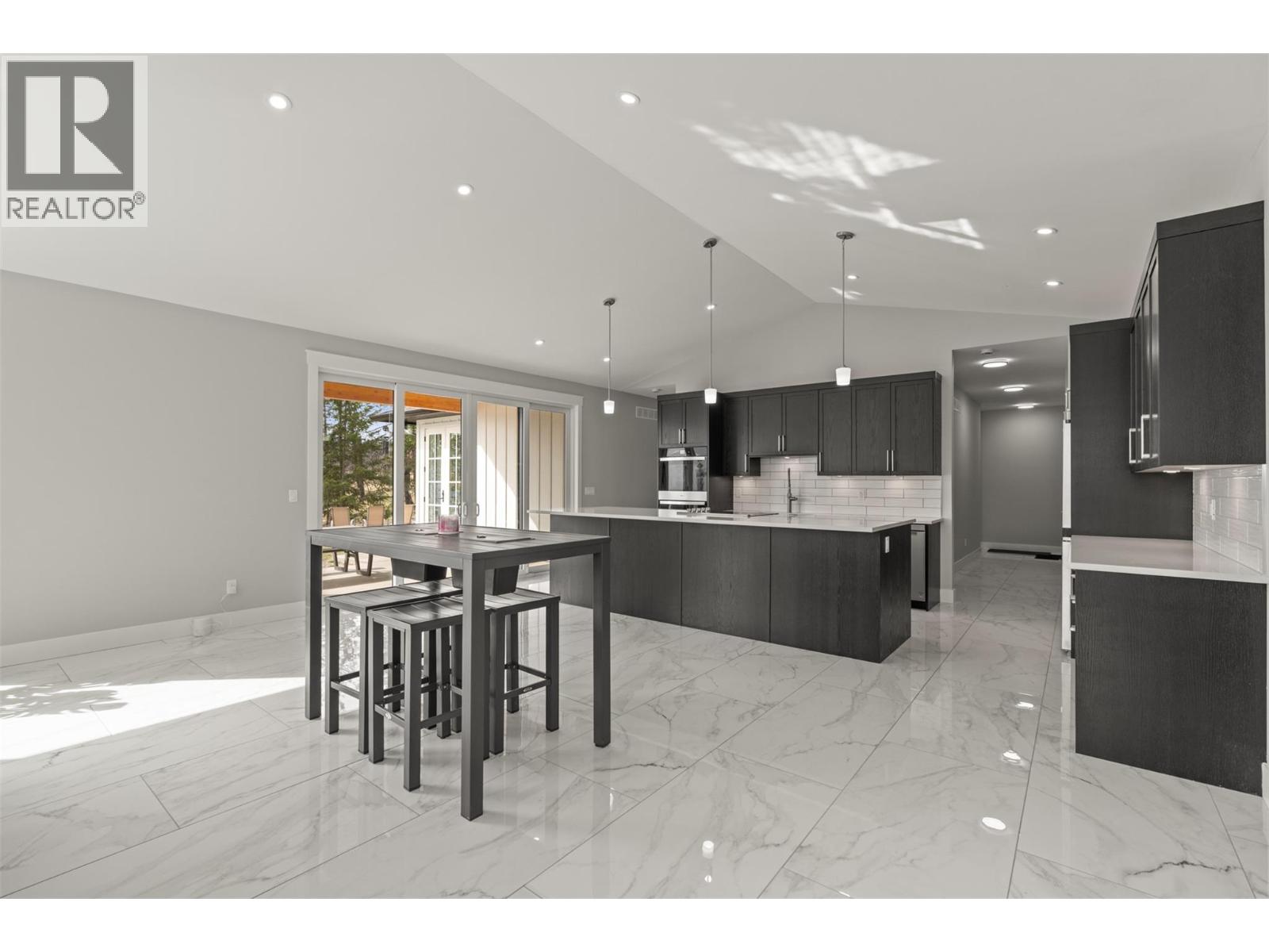 91 Lester Road, Vernon, British Columbia  V1H 2G3 - Photo 32 - 10382399