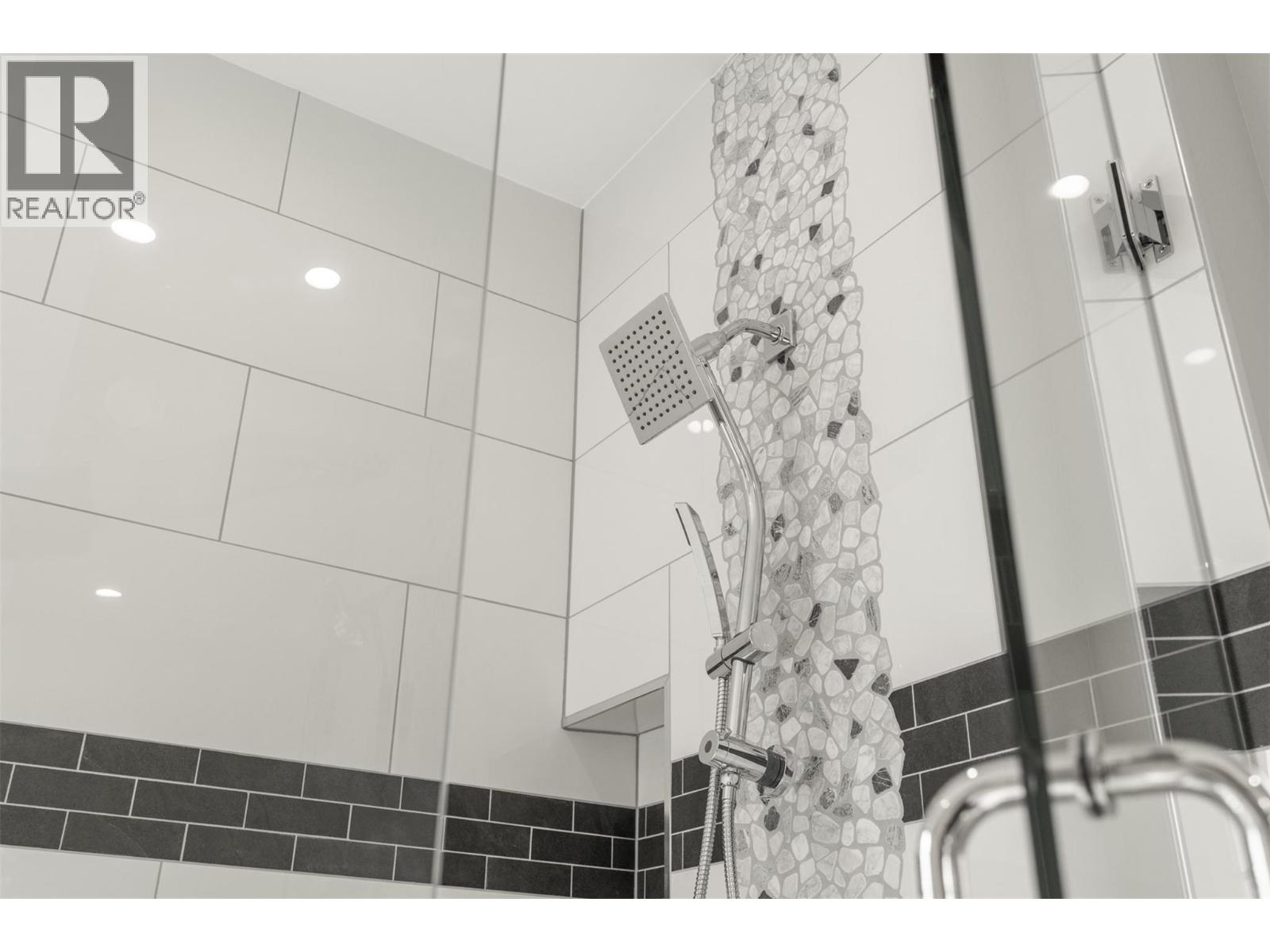 91 Lester Road, Vernon, British Columbia  V1H 2G3 - Photo 59 - 10382399