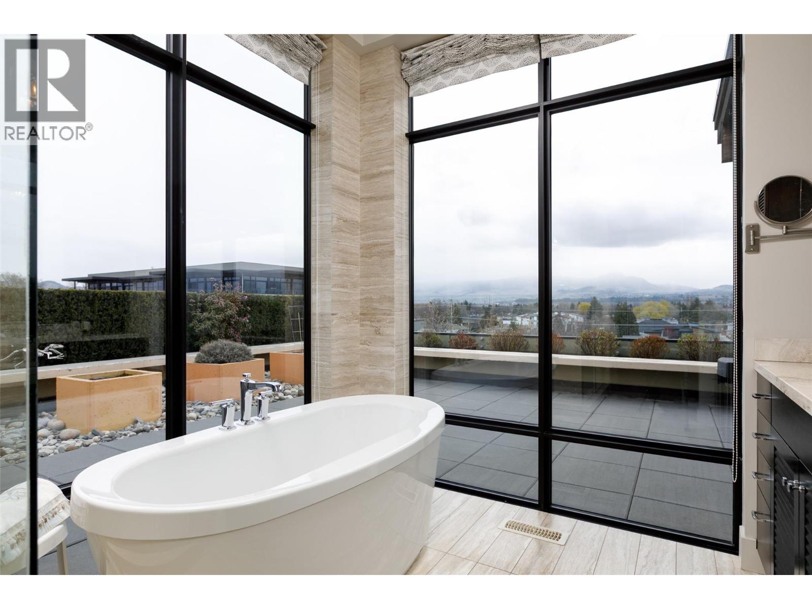 550 West Avenue Unit# 501, Kelowna, British Columbia  V1Y 4Z4 - Photo 15 - 10382704