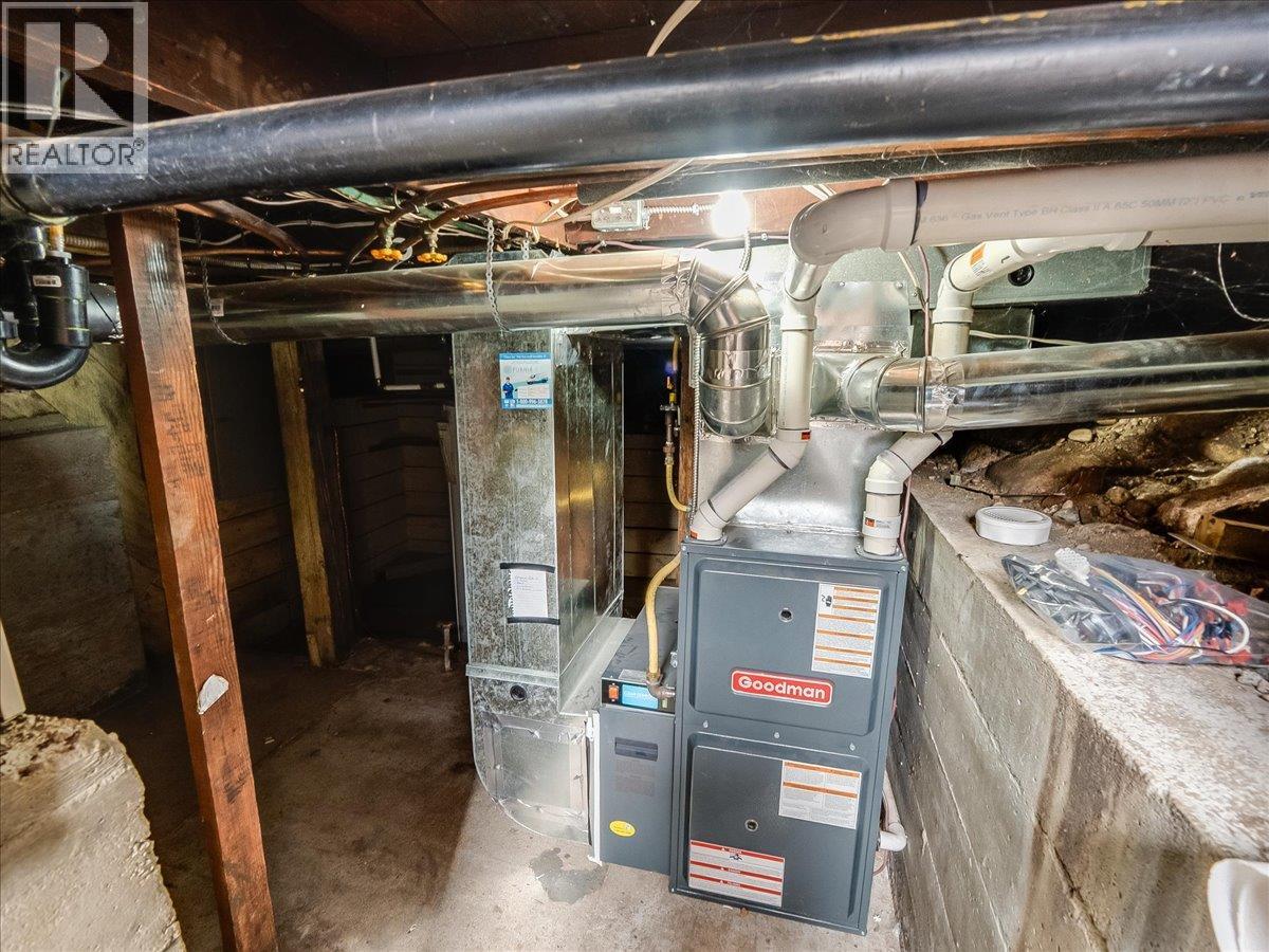 1522 Third Avenue, Trail, British Columbia  V1R 1P7 - Photo 23 - 10382832