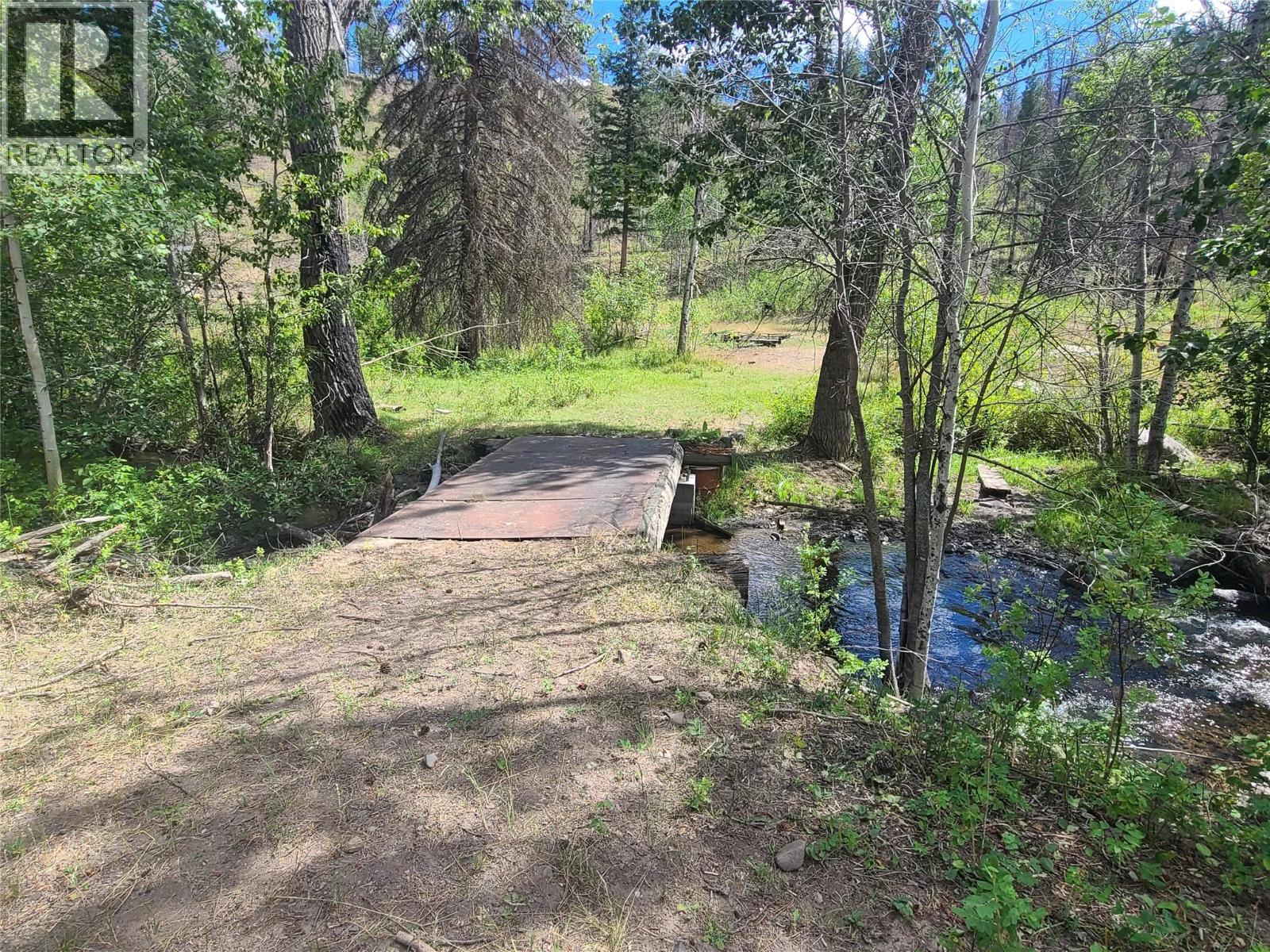 1284 Rensch Road, Loon Lake, British Columbia  V0K 1H1 - Photo 2 - 10382820