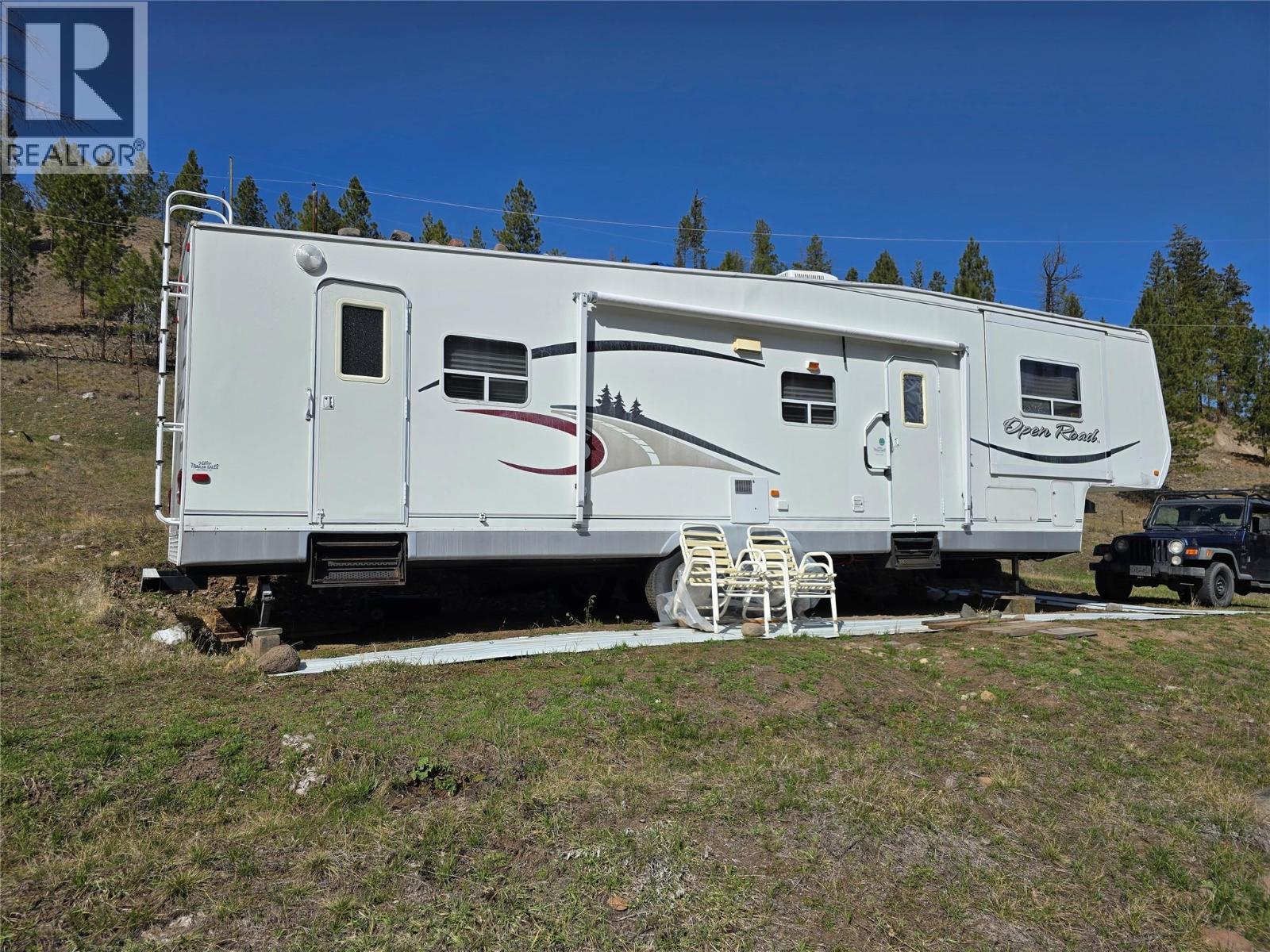 1280 Rensch Road, Loon Lake, British Columbia  V0K 1H1 - Photo 12 - 10382818