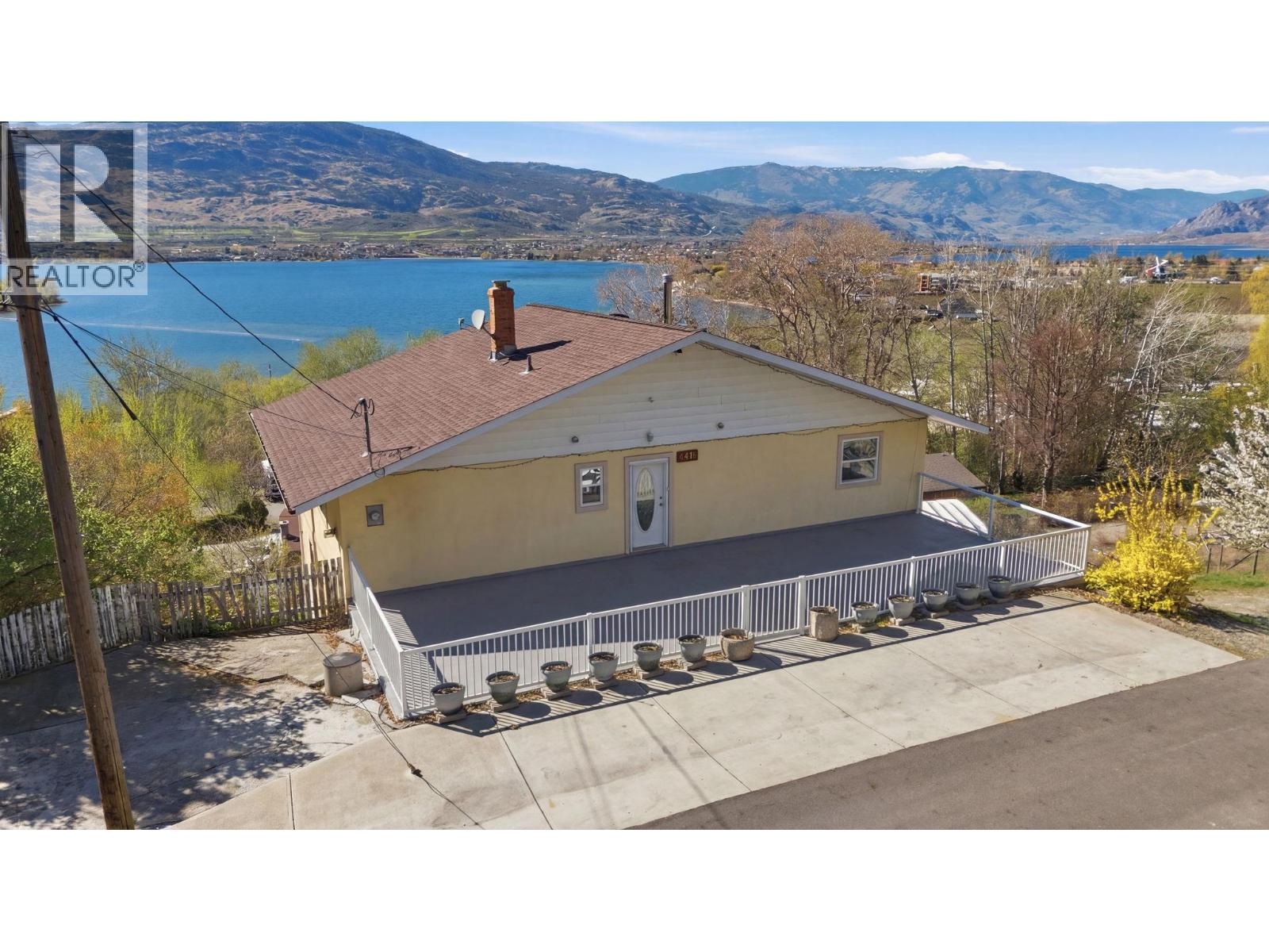 4616 37th Street, Osoyoos, British Columbia  V0H 1V6 - Photo 1 - 10379992