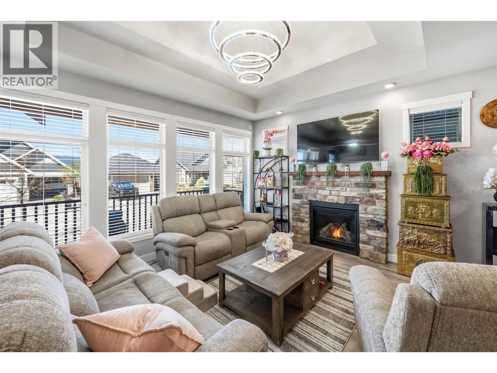 962 Holden Road, Penticton, British Columbia  V2A 9G4 - Photo 5 - 10382838