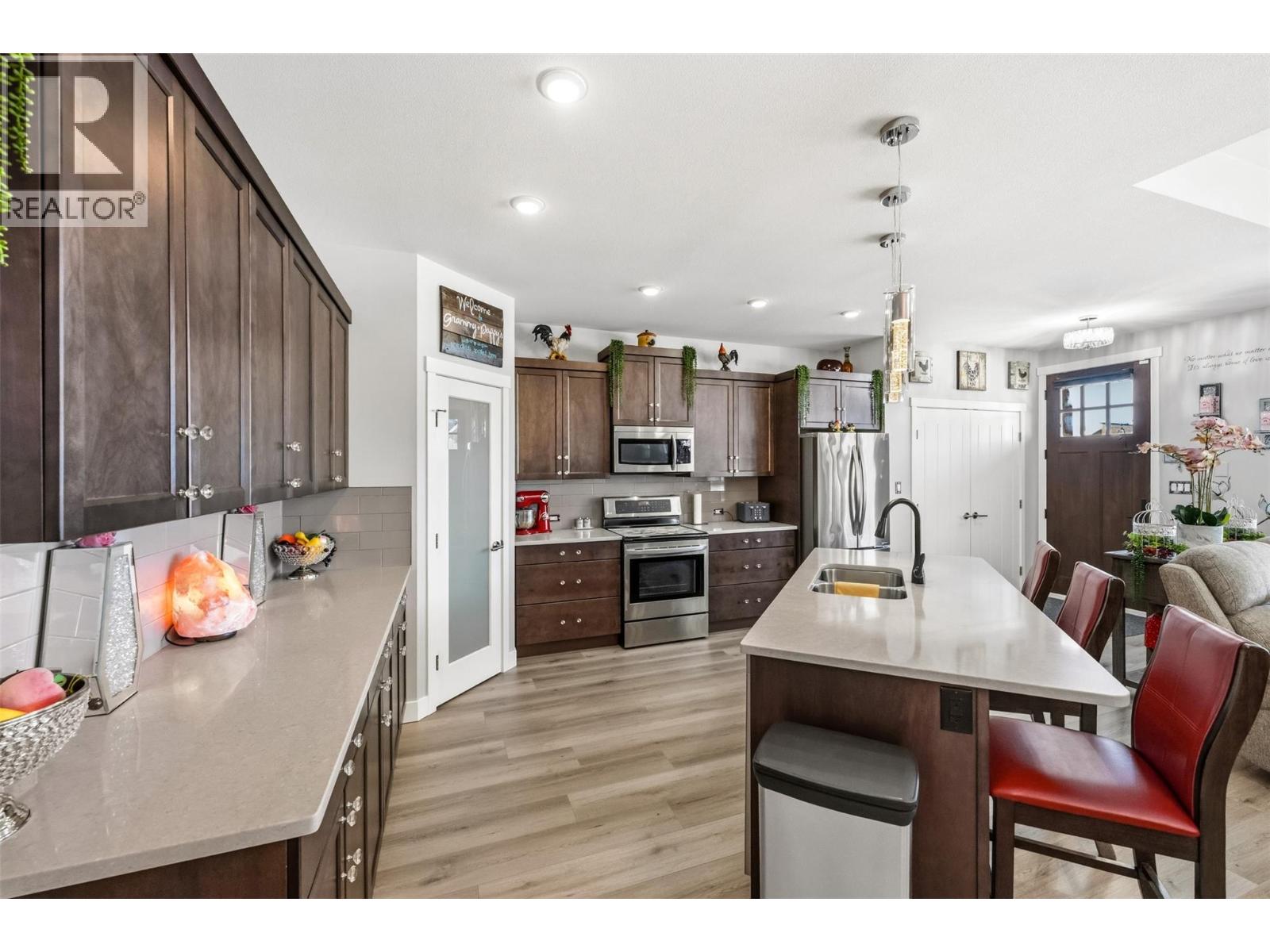 962 Holden Road, Penticton, British Columbia  V2A 9G4 - Photo 9 - 10382838