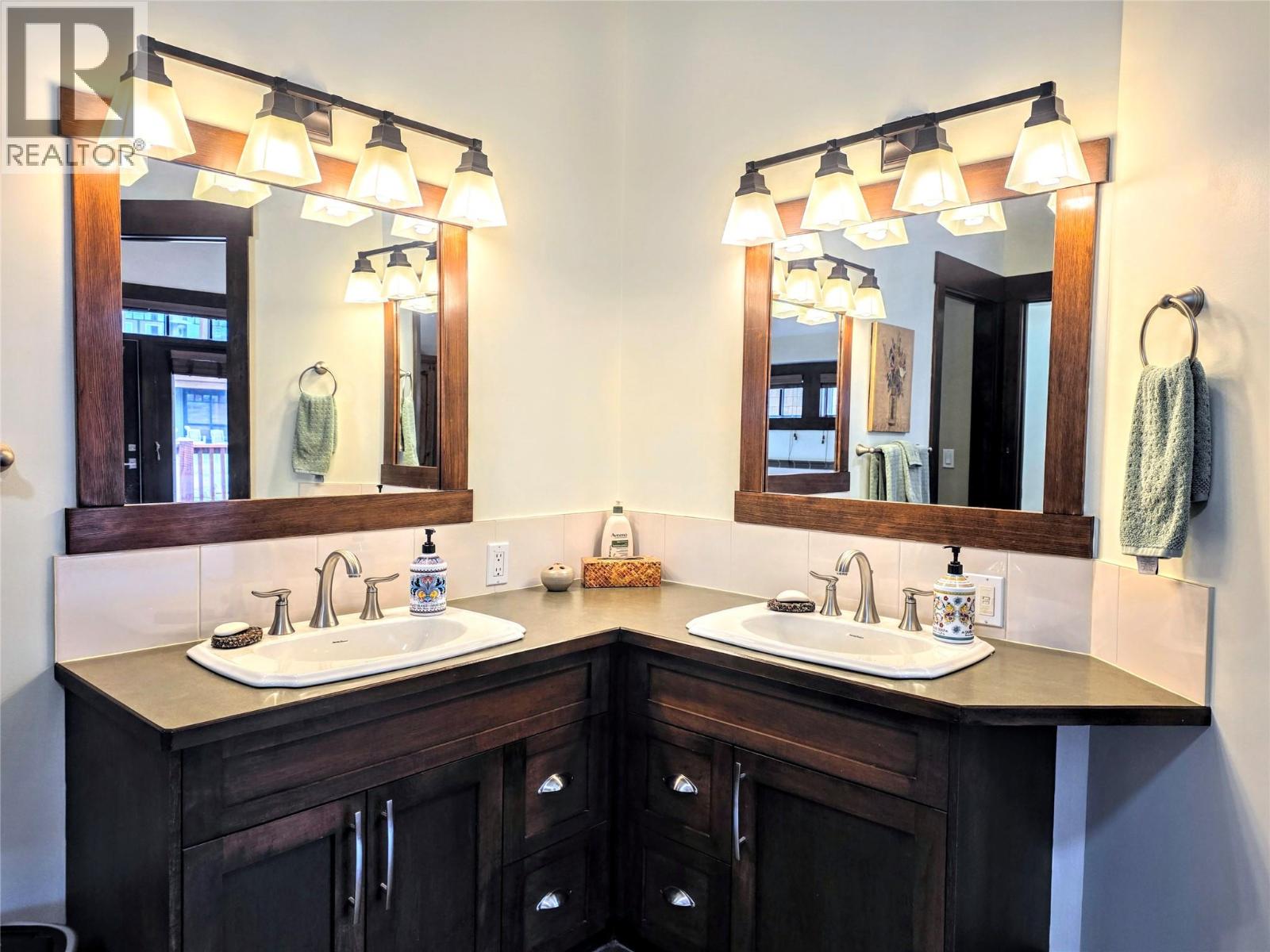 2600 Riverrock Way Unit# 5, Invermere, British Columbia  V0A 1K6 - Photo 13 - 10382259